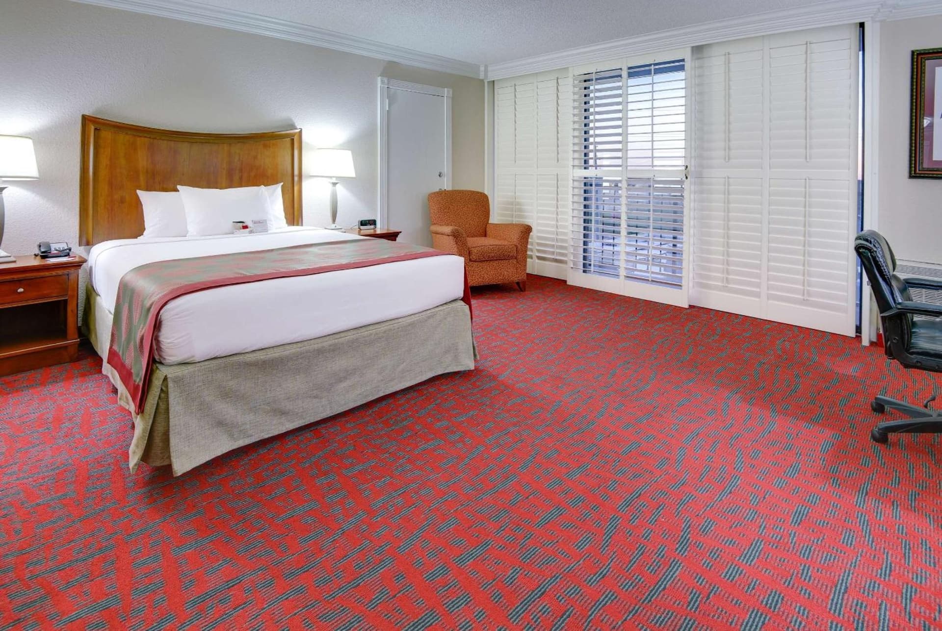 Ramada by Wyndham Metairie New Orleans Airport gallery photo in Metairie, LA — image 8