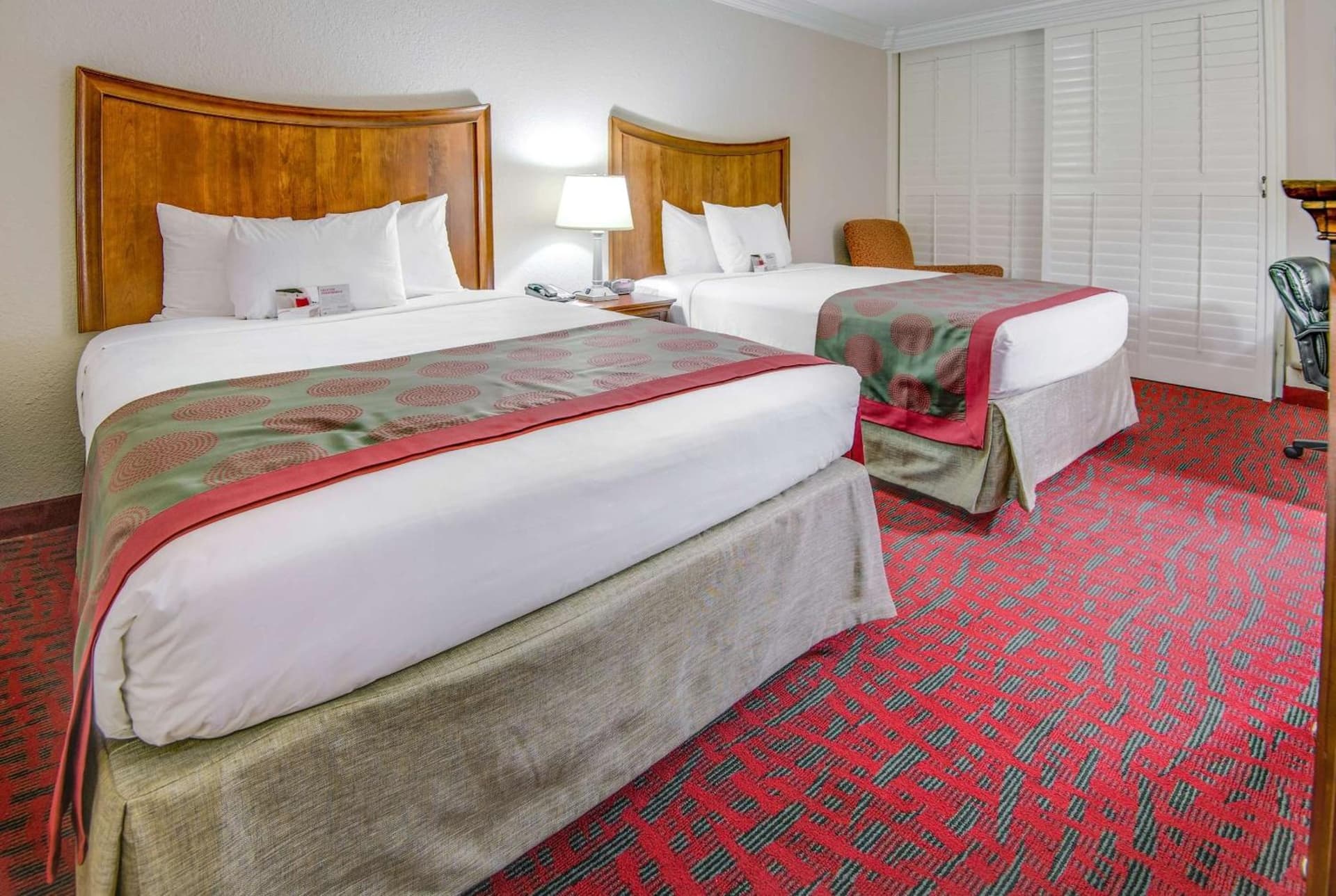 Ramada by Wyndham Metairie New Orleans Airport gallery photo in Metairie, LA — image 58