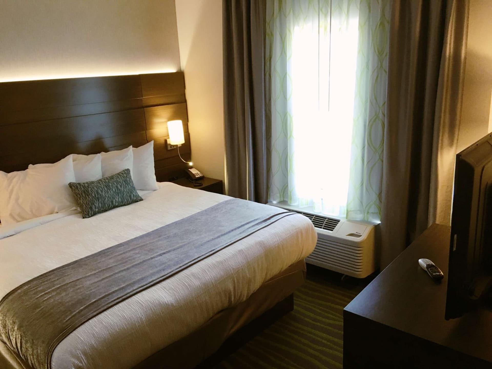Best Western Plus Prien Lake Hotel & Suites - Lake Charles gallery photo in Lake Charles, LA — image 29