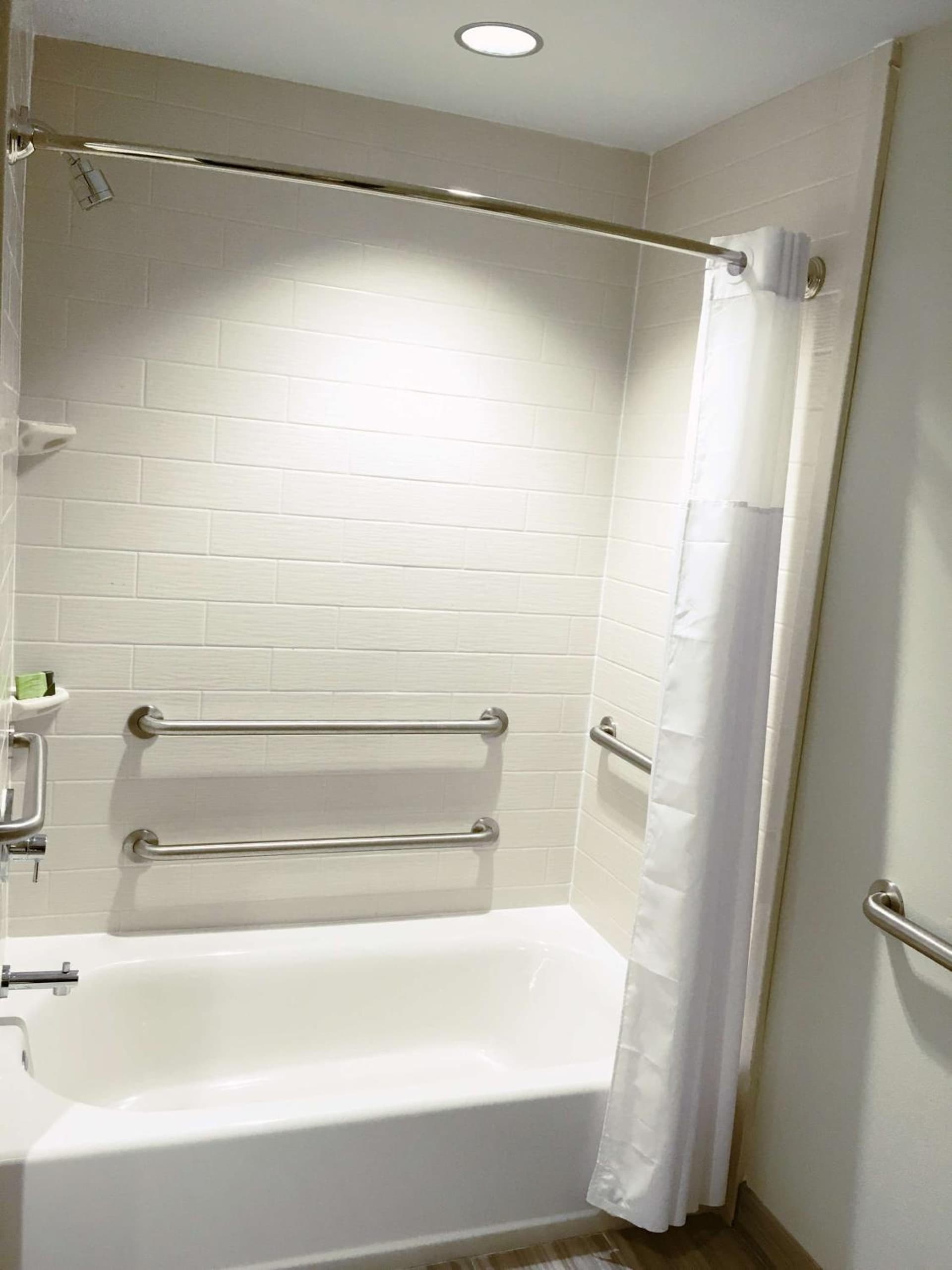 Best Western Plus Prien Lake Hotel & Suites - Lake Charles gallery photo in Lake Charles, LA — image 9