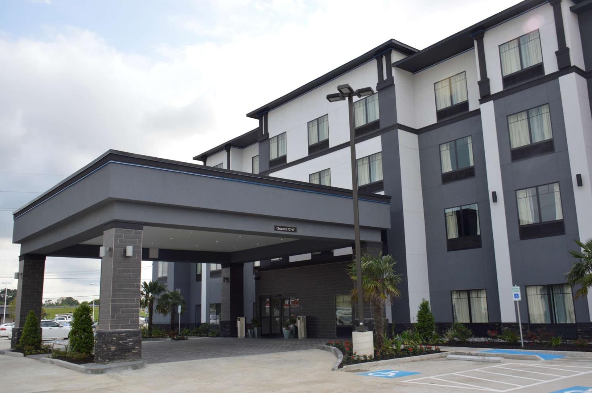 Best Western Plus Prien Lake Hotel & Suites - Lake Charles — hotel in Lake Charles, Louisiana