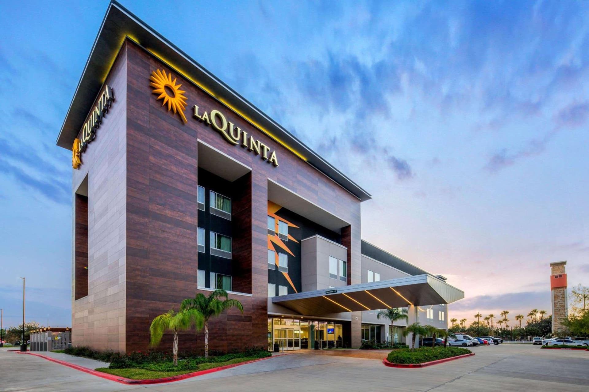 La Quinta by Wyndham McAllen Convention Center property views in McAllen, TX — gallery photo 3