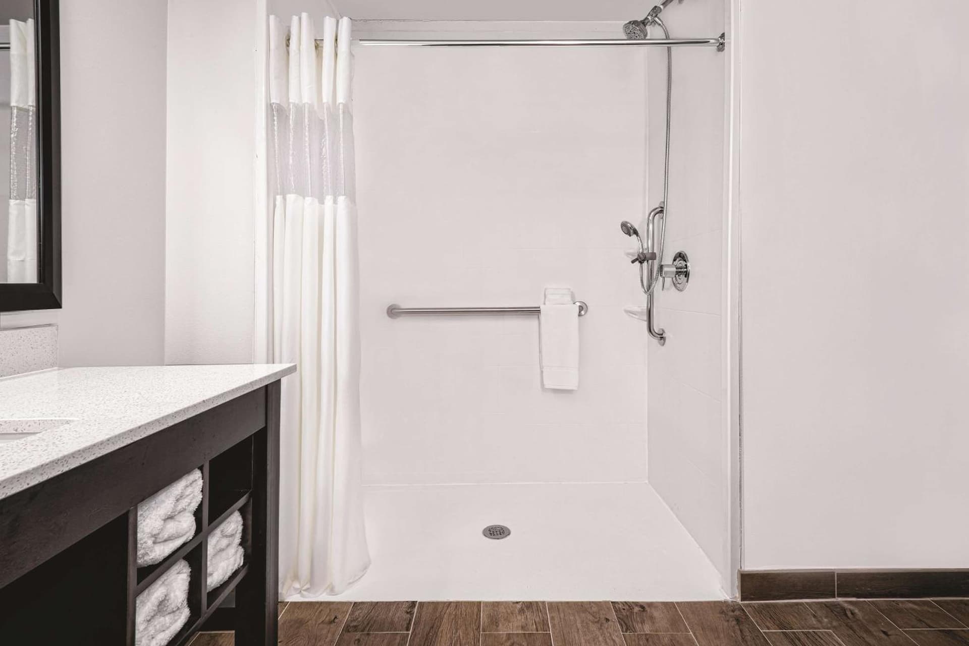 La Quinta by Wyndham McAllen Convention Center gallery photo in McAllen, TX — image 18
