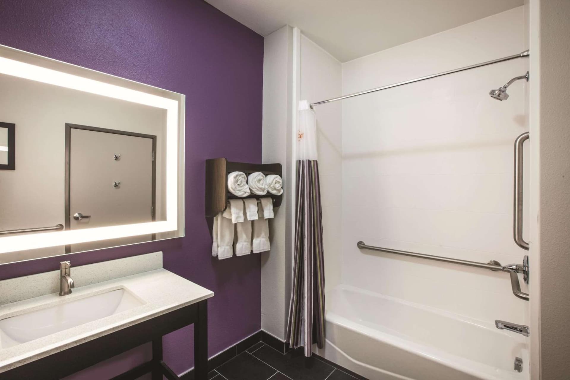 La Quinta by Wyndham Lubbock South gallery photo in Lubbock, TX — image 41