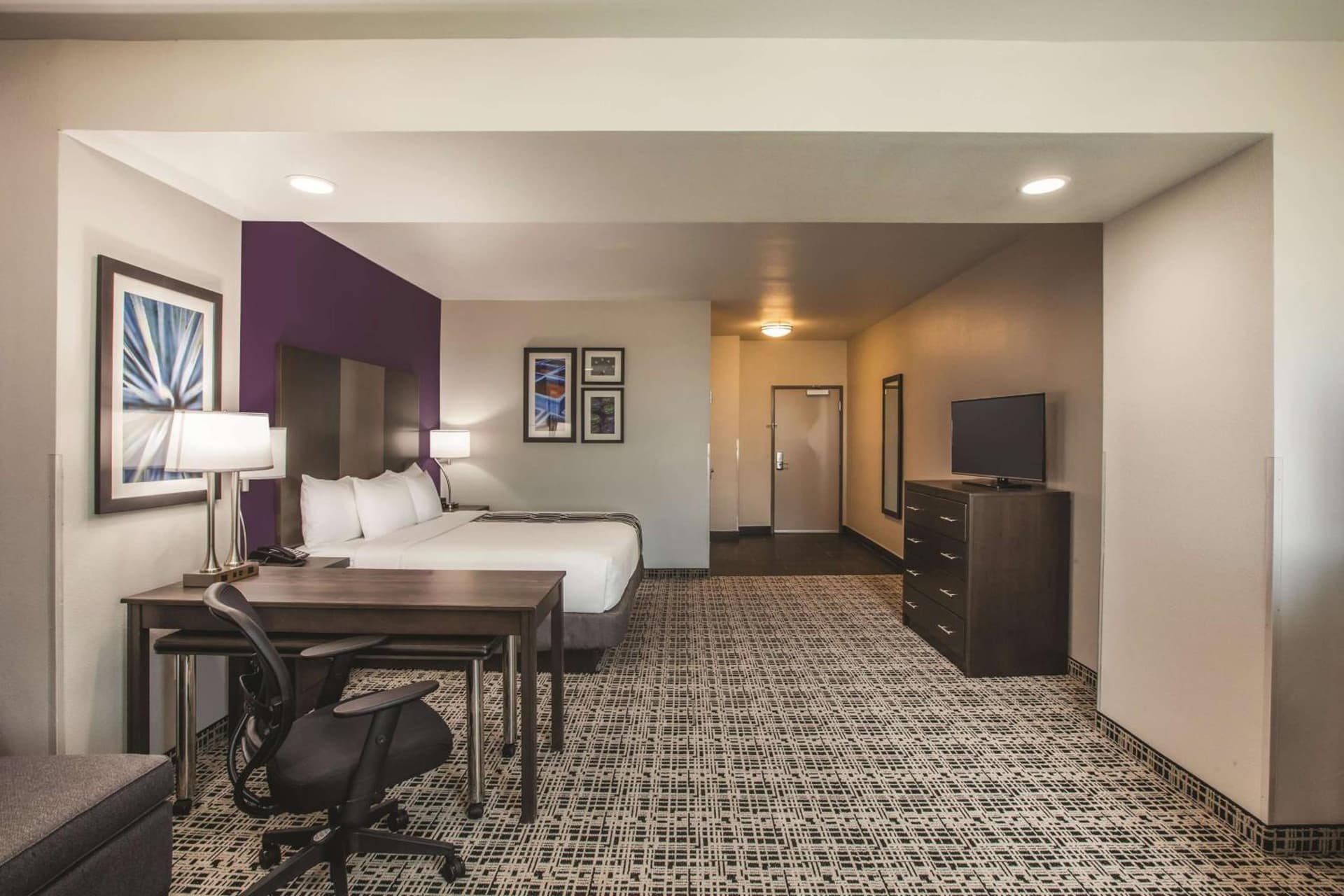 La Quinta by Wyndham Lubbock South gallery photo in Lubbock, TX — image 11