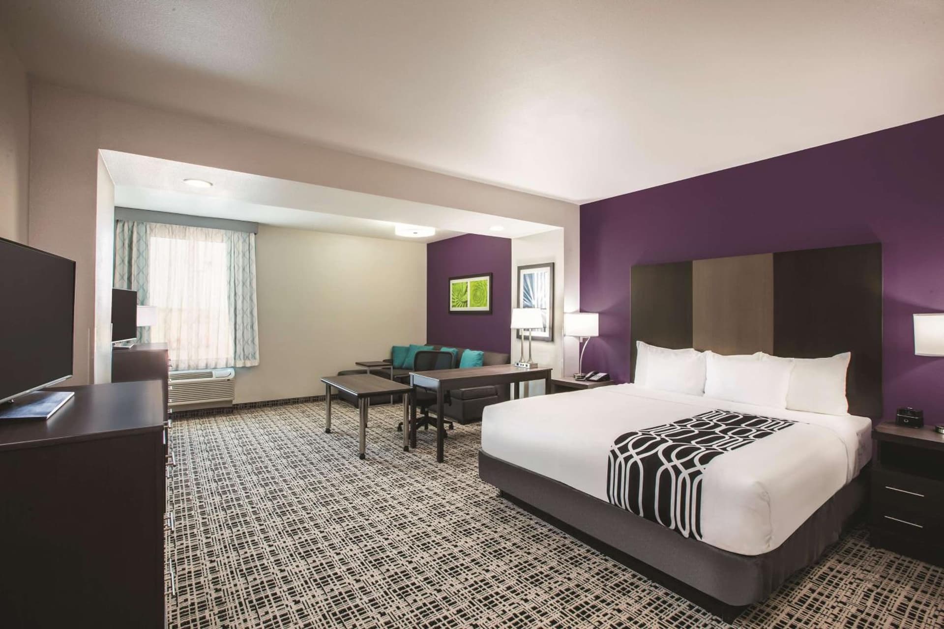 La Quinta by Wyndham Lubbock South gallery photo in Lubbock, TX — image 10