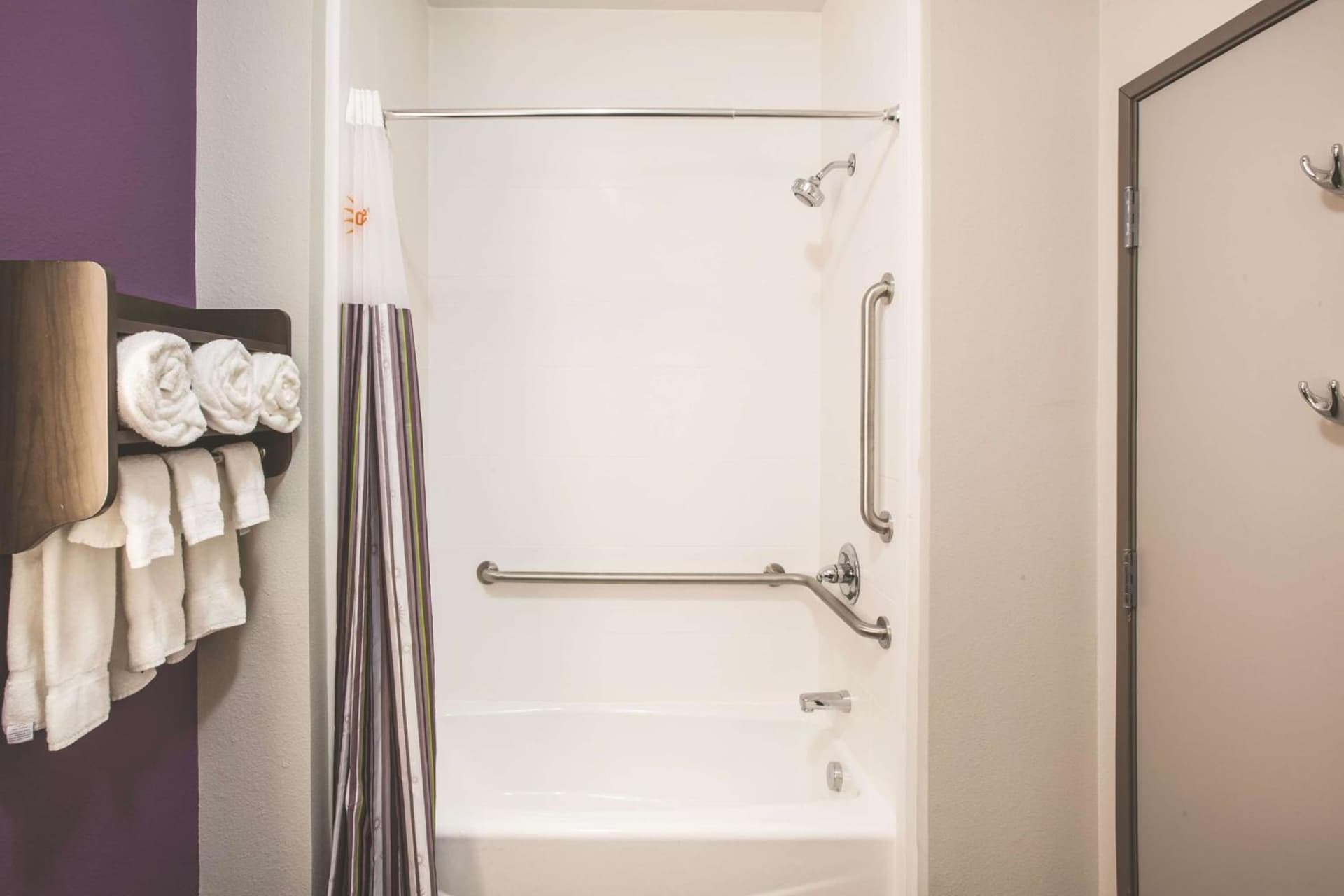 La Quinta by Wyndham Lubbock South gallery photo in Lubbock, TX — image 37