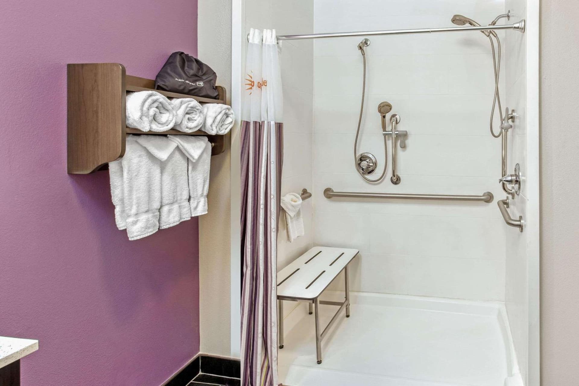 La Quinta by Wyndham Lubbock South gallery photo in Lubbock, TX — image 33