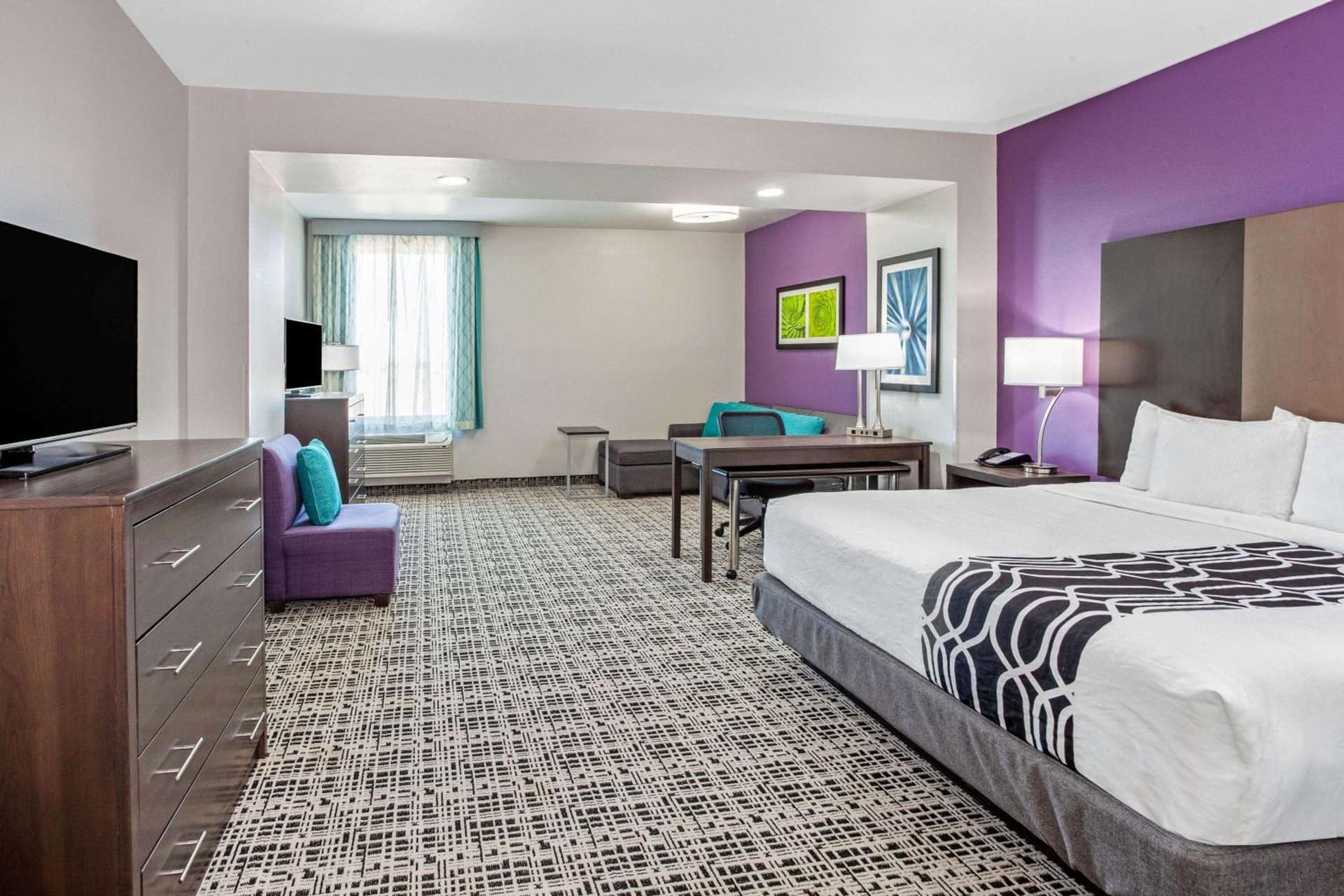 La Quinta by Wyndham Lubbock South gallery photo in Lubbock, TX — image 42