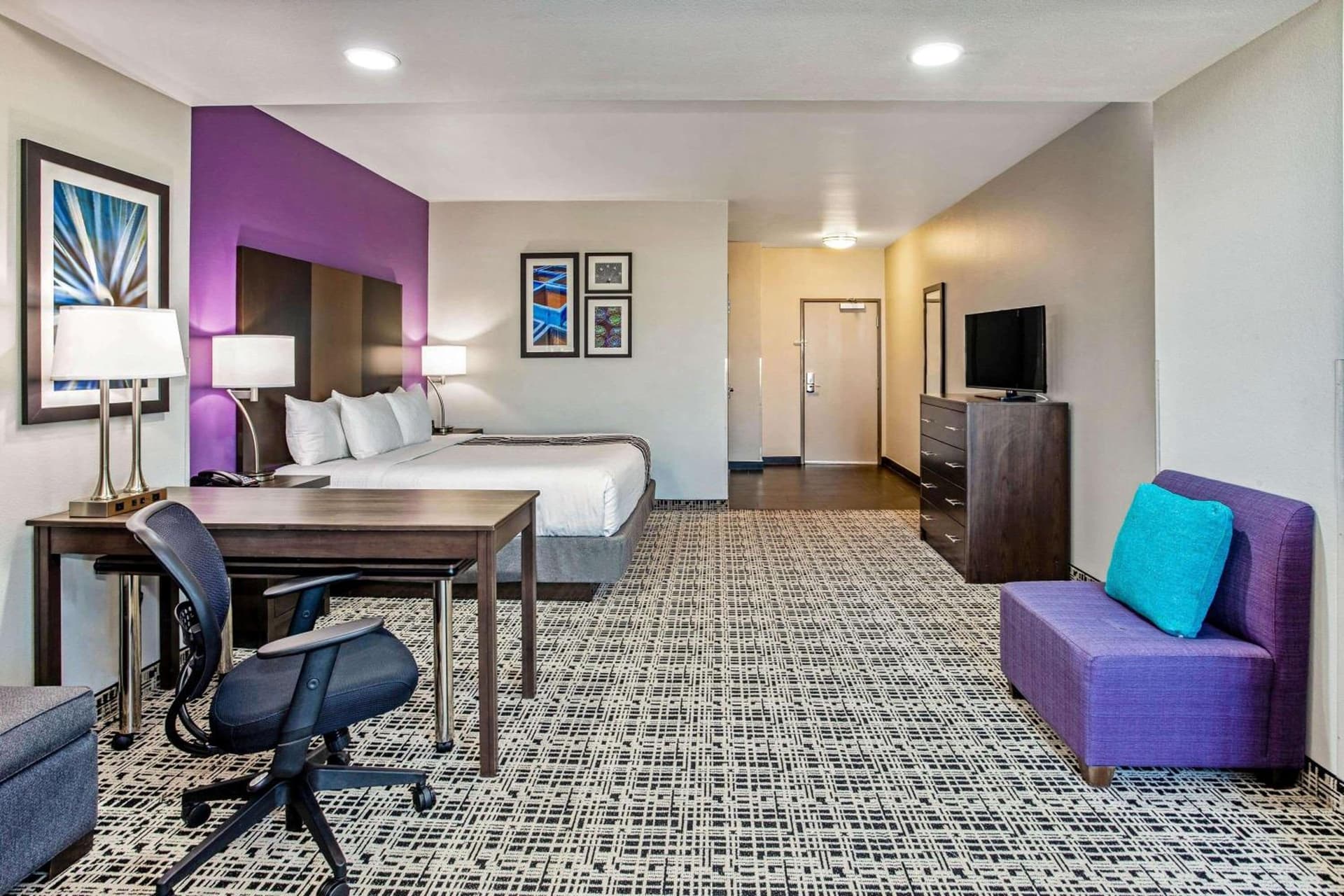 La Quinta by Wyndham Lubbock South gallery photo in Lubbock, TX — image 51