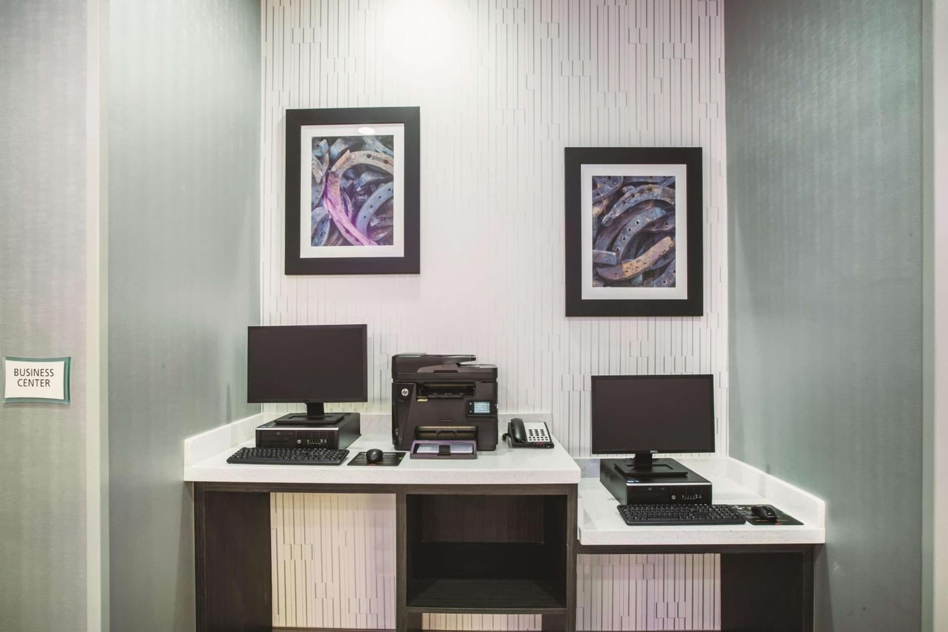 La Quinta by Wyndham Lubbock South gallery photo in Lubbock, TX — image 44