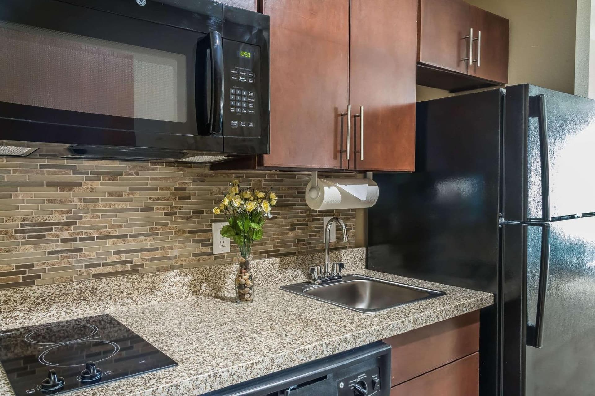 MainStay Suites Edinburg South property views in Edinburg, TX — gallery photo 3