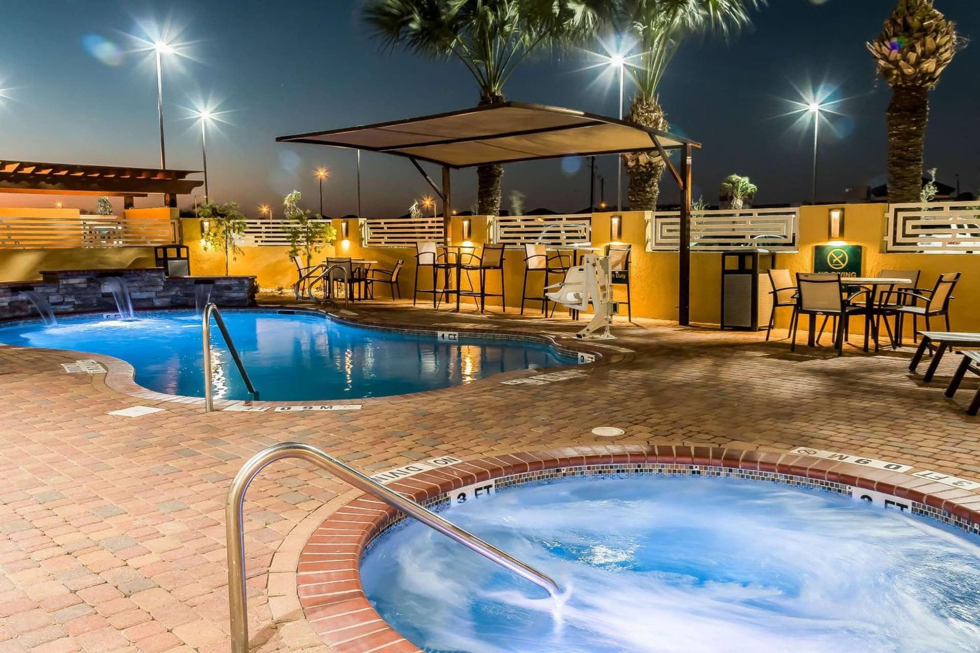 MainStay Suites Edinburg South gallery photo in Edinburg, TX — image 68