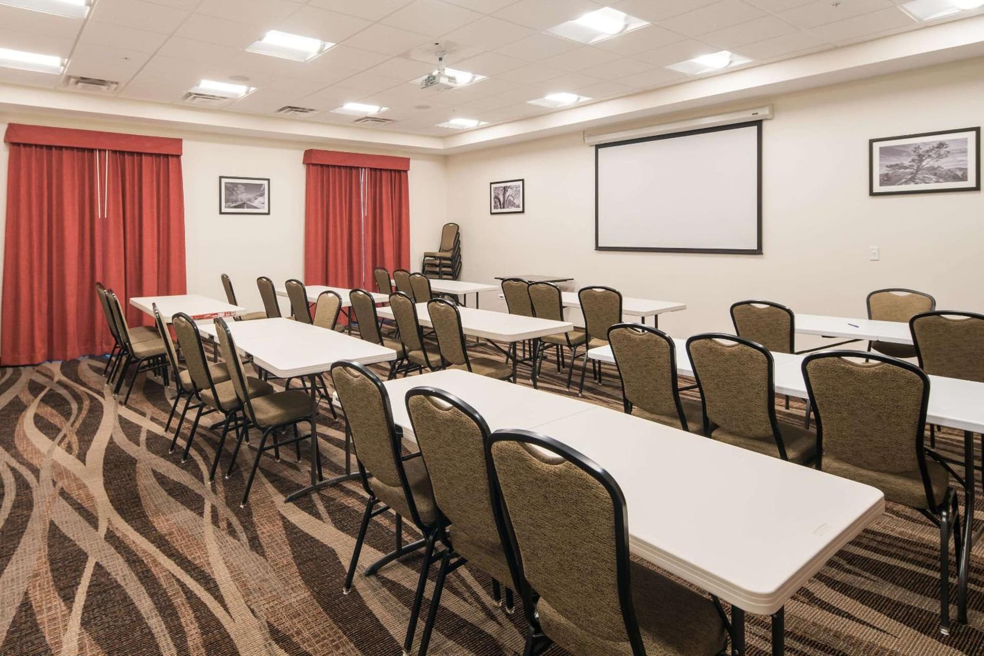 Sleep Inn & Suites Hurricane Zion Park Area gallery photo in Hurricane, UT — image 69