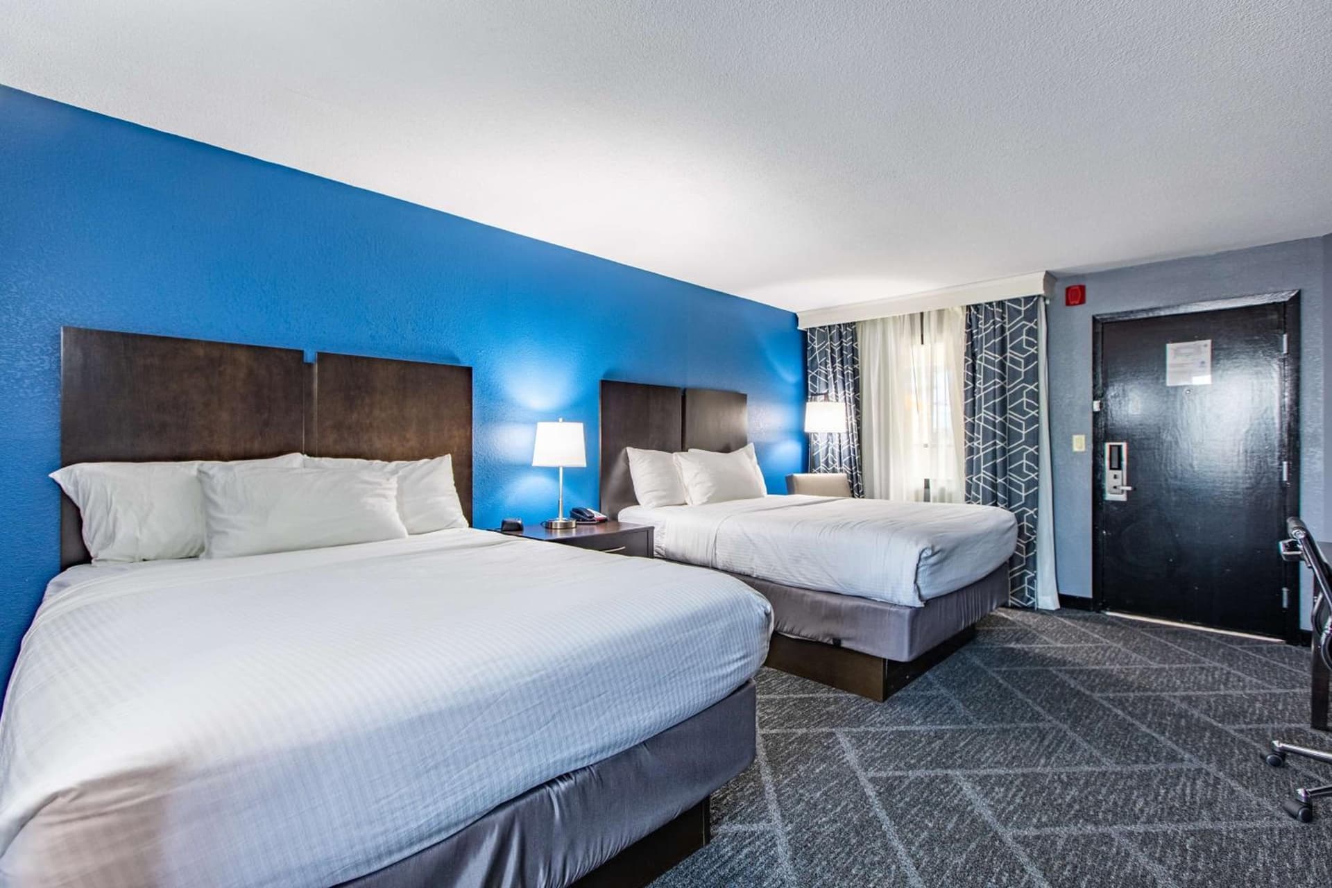 Best Western Rochester Hotel Mayo Clinic Area/ St. Mary's interior in Rochester, MN — gallery photo 2