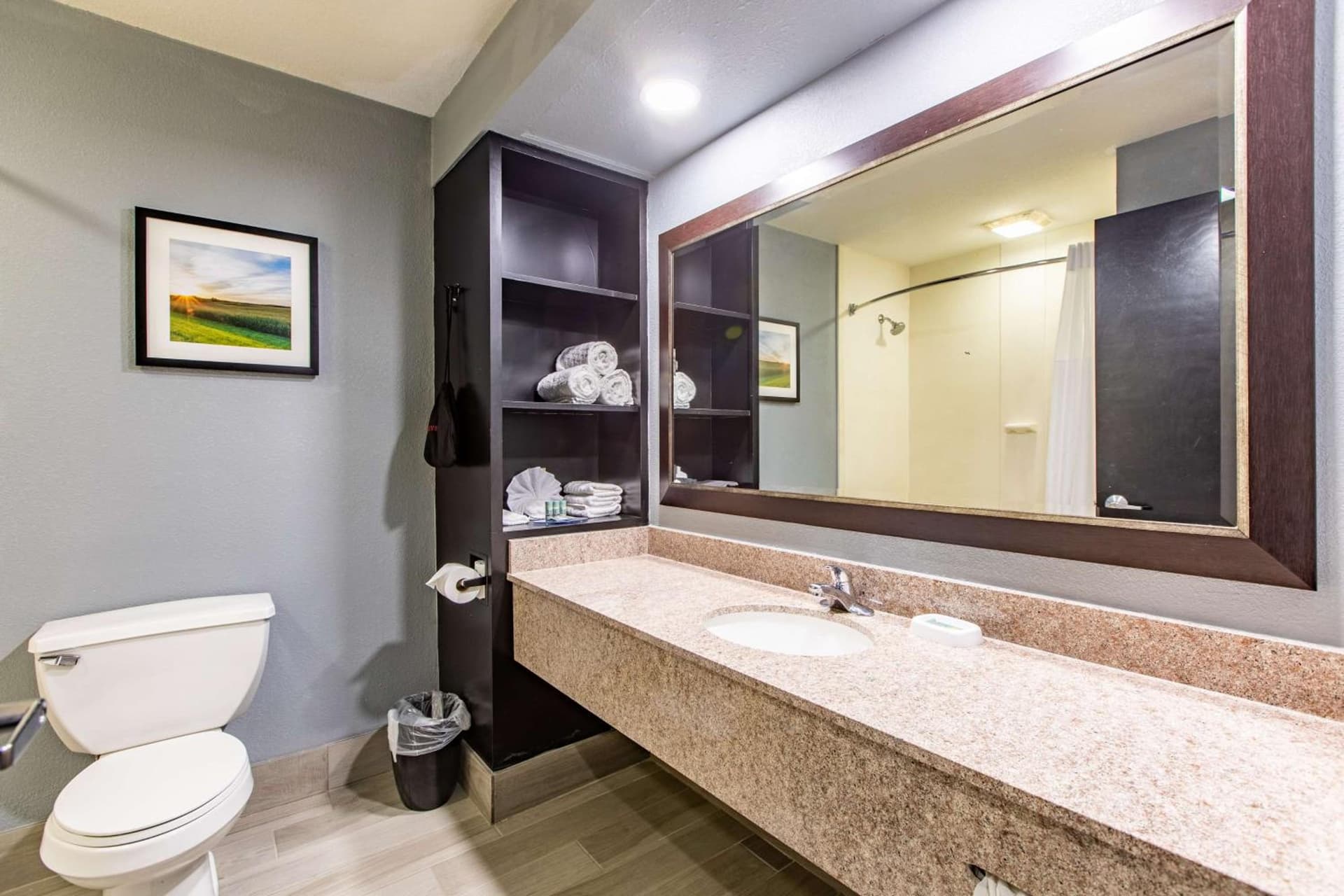 Best Western Rochester Hotel Mayo Clinic Area/ St. Mary's gallery photo in Rochester, MN — image 64