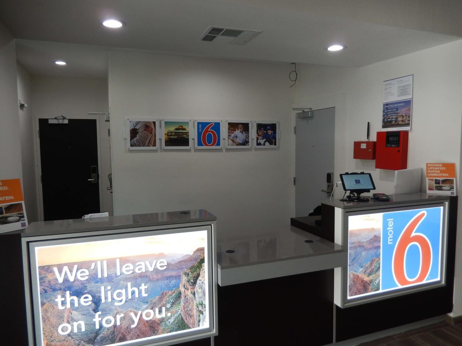 Motel 6-Houston, TX - Downtown North exterior or lobby in Houston, TX — main listing photo