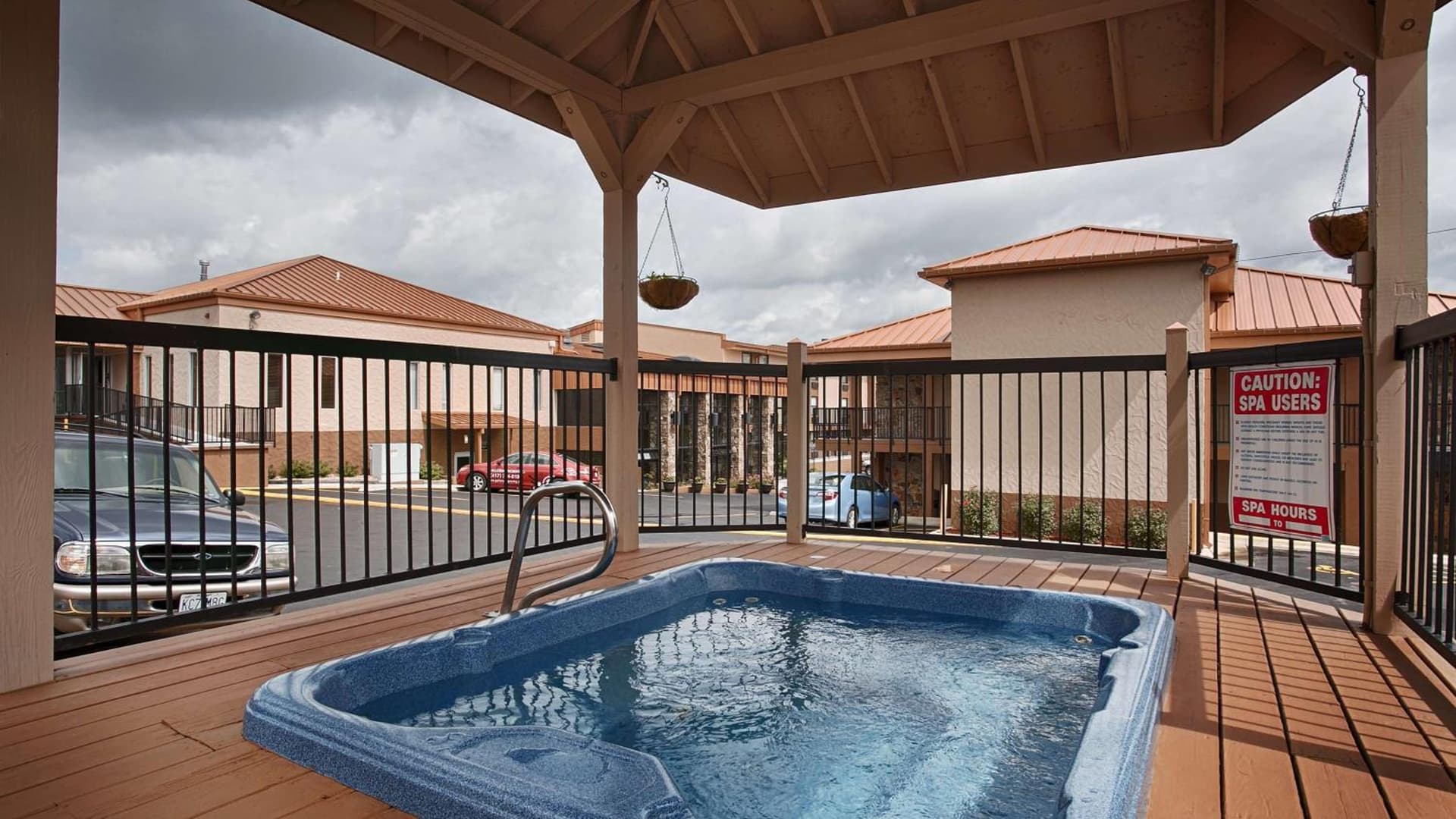 Best Western Center Pointe Inn interior in Branson, MO — gallery photo 2