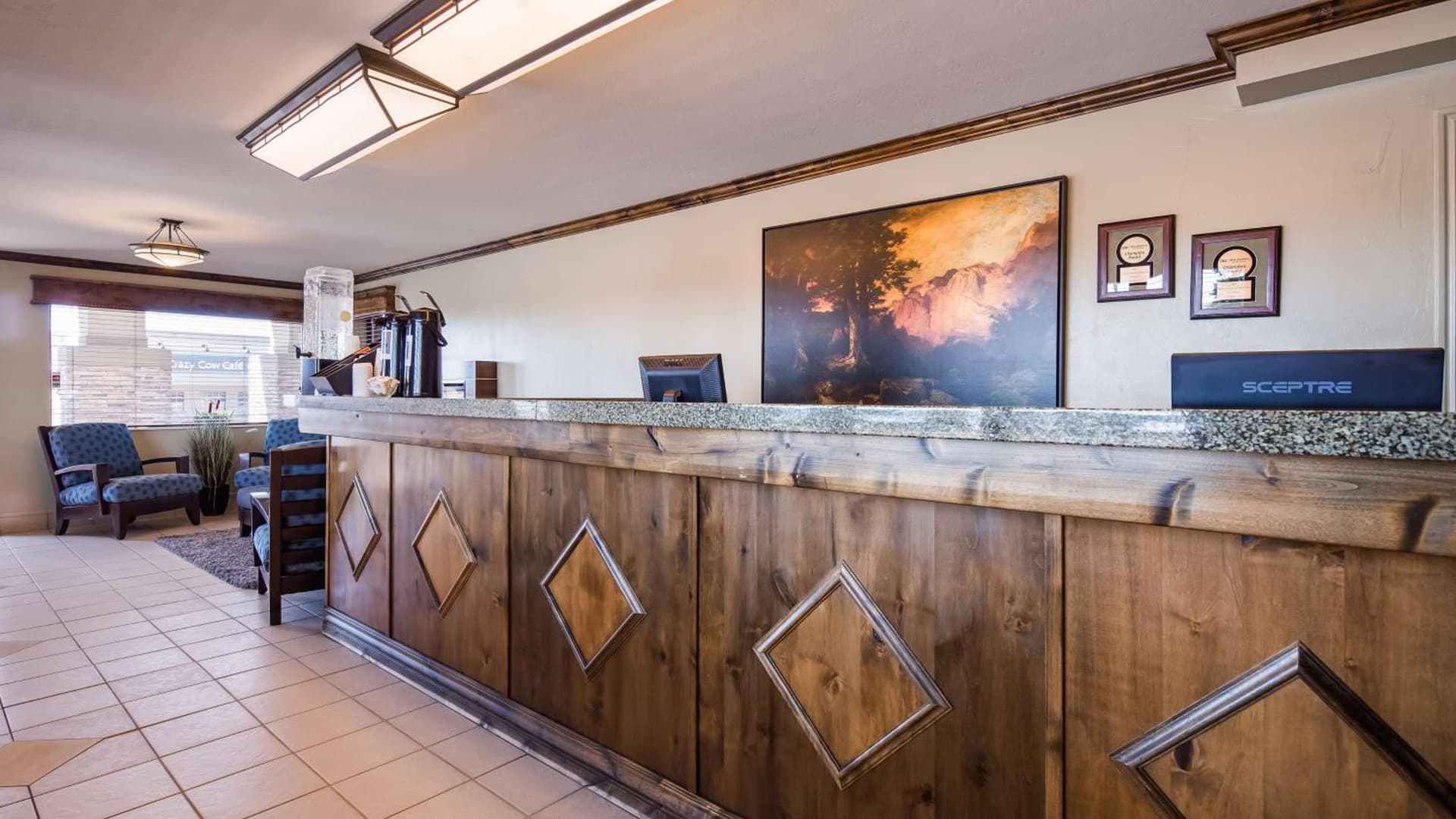 Best Western Paradise Inn interior in Beaver, UT — gallery photo 2