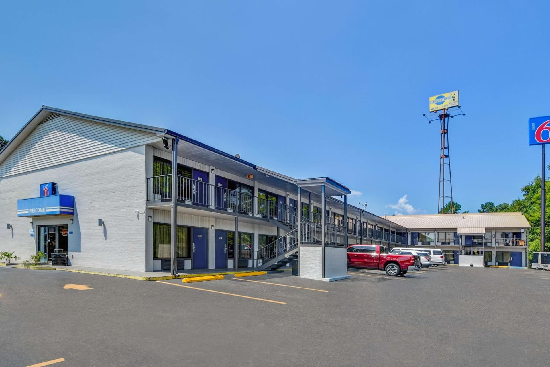 Motel 6-Dalton, GA featured exterior or lobby in Dalton, GA — similar hotel