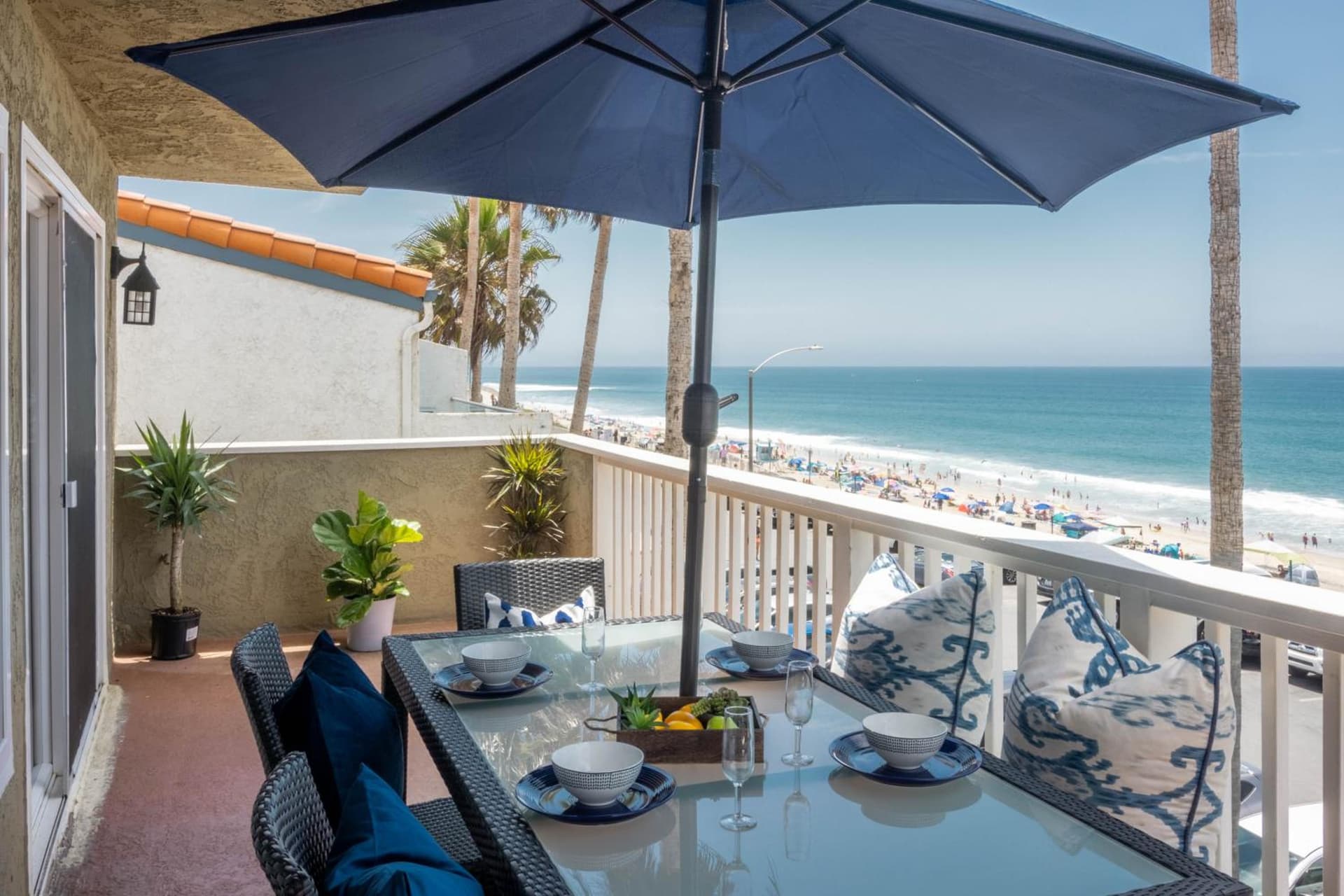 Beachwalk Villas featured exterior or lobby in Carlsbad, CA — similar hotel