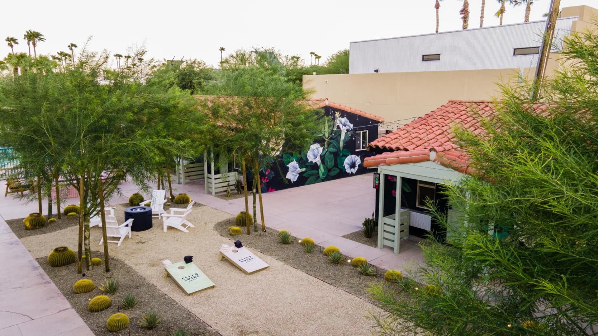Fleur Noire Hotel - 21 and Over property views in Palm Springs, CA — gallery photo 3