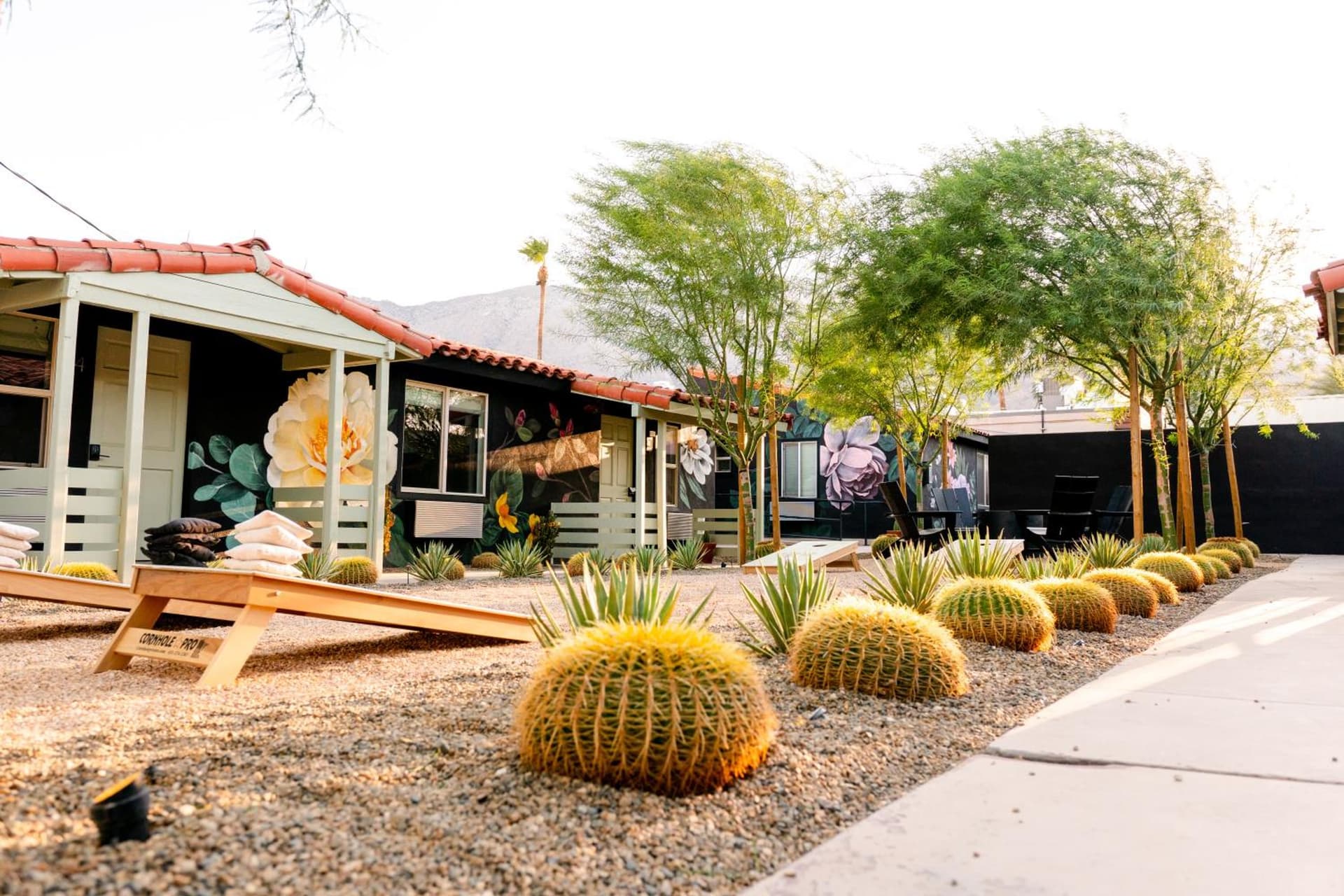 Fleur Noire Hotel - 21 and Over gallery photo in Palm Springs, CA — image 18