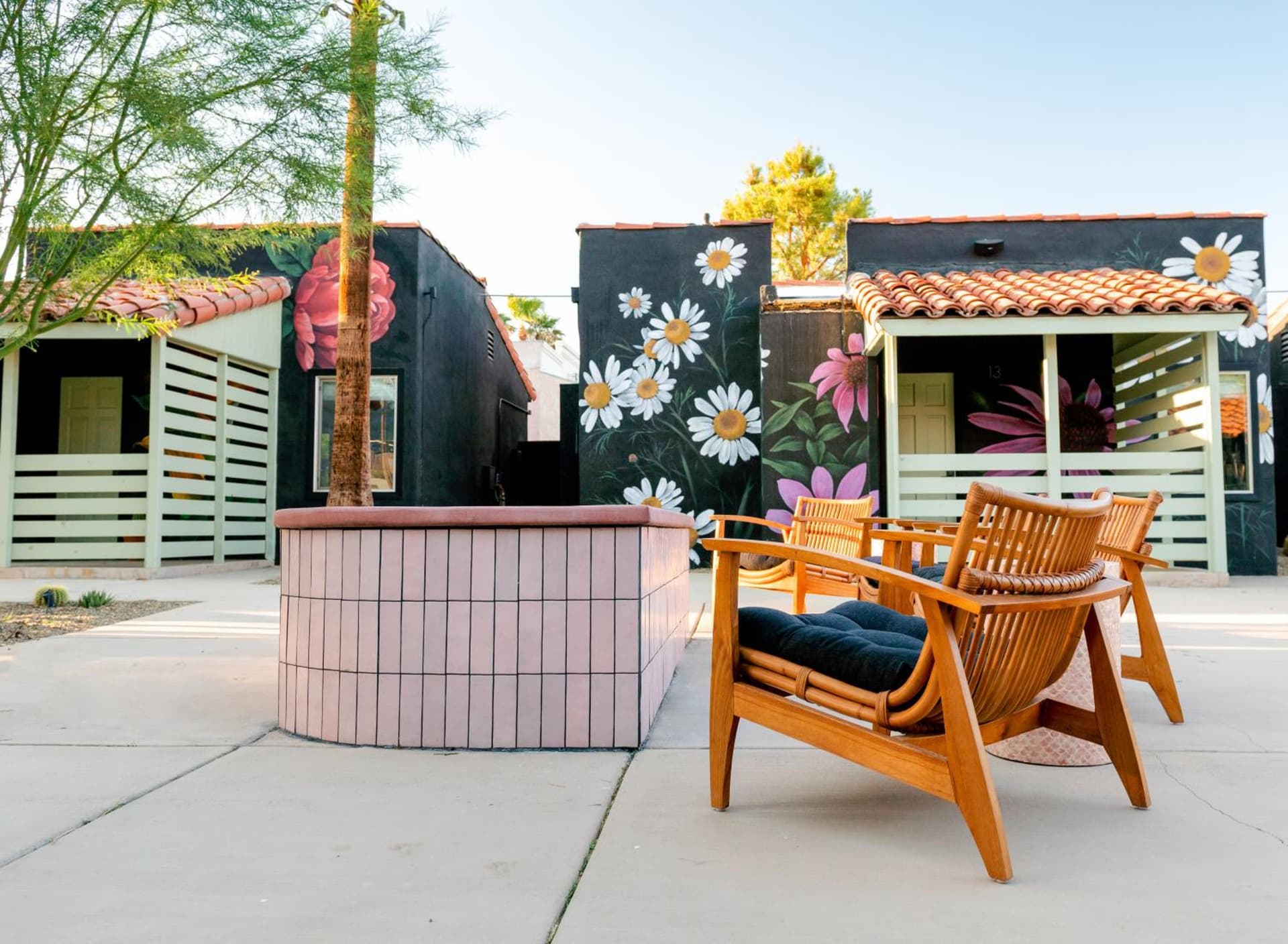 Fleur Noire Hotel - 21 and Over gallery photo in Palm Springs, CA — image 37