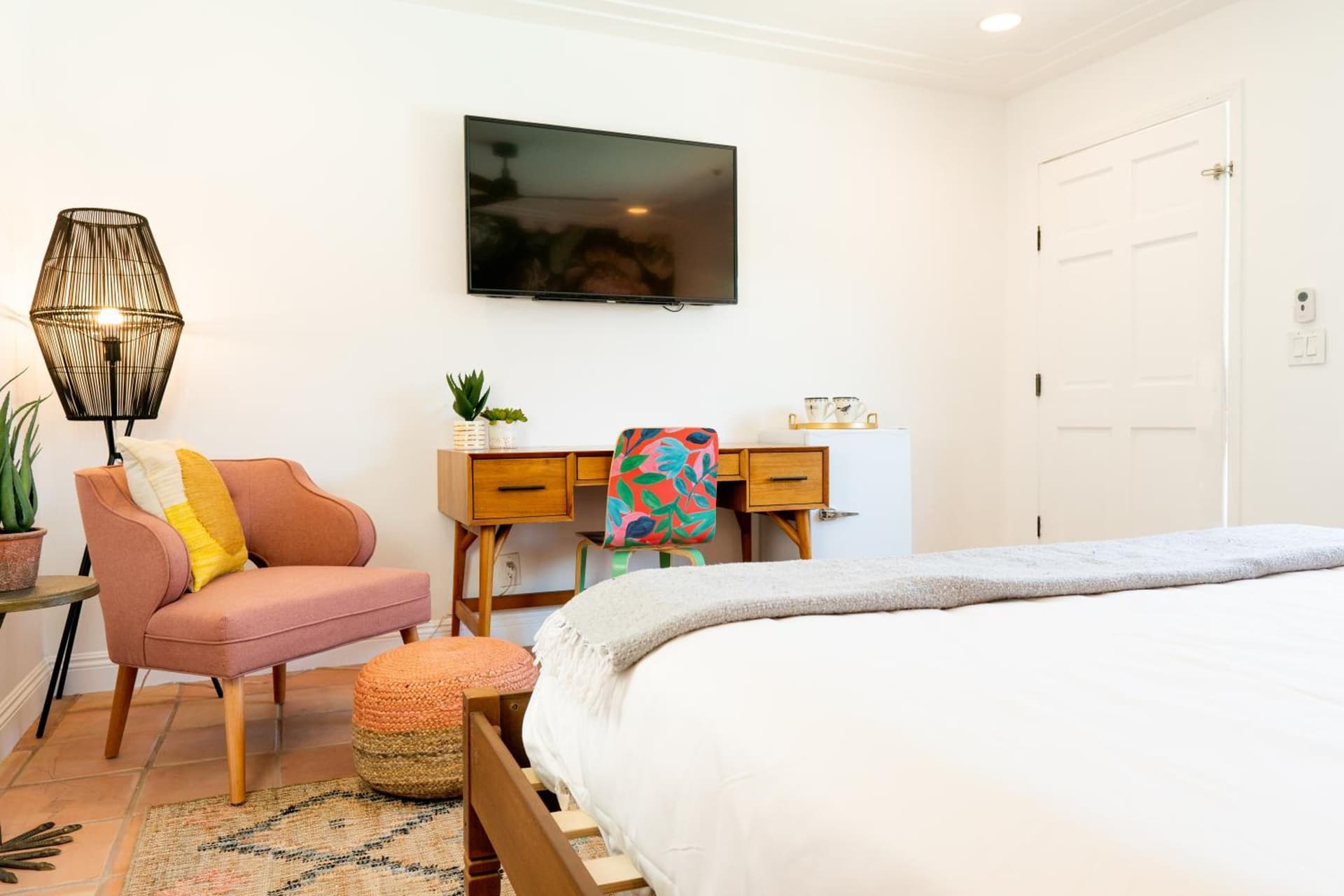 Fleur Noire Hotel - 21 and Over gallery photo in Palm Springs, CA — image 36