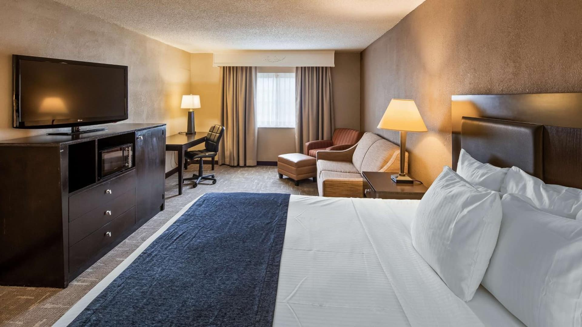 Best Western Greenfield Inn gallery photo in Allen Park, MI — image 72