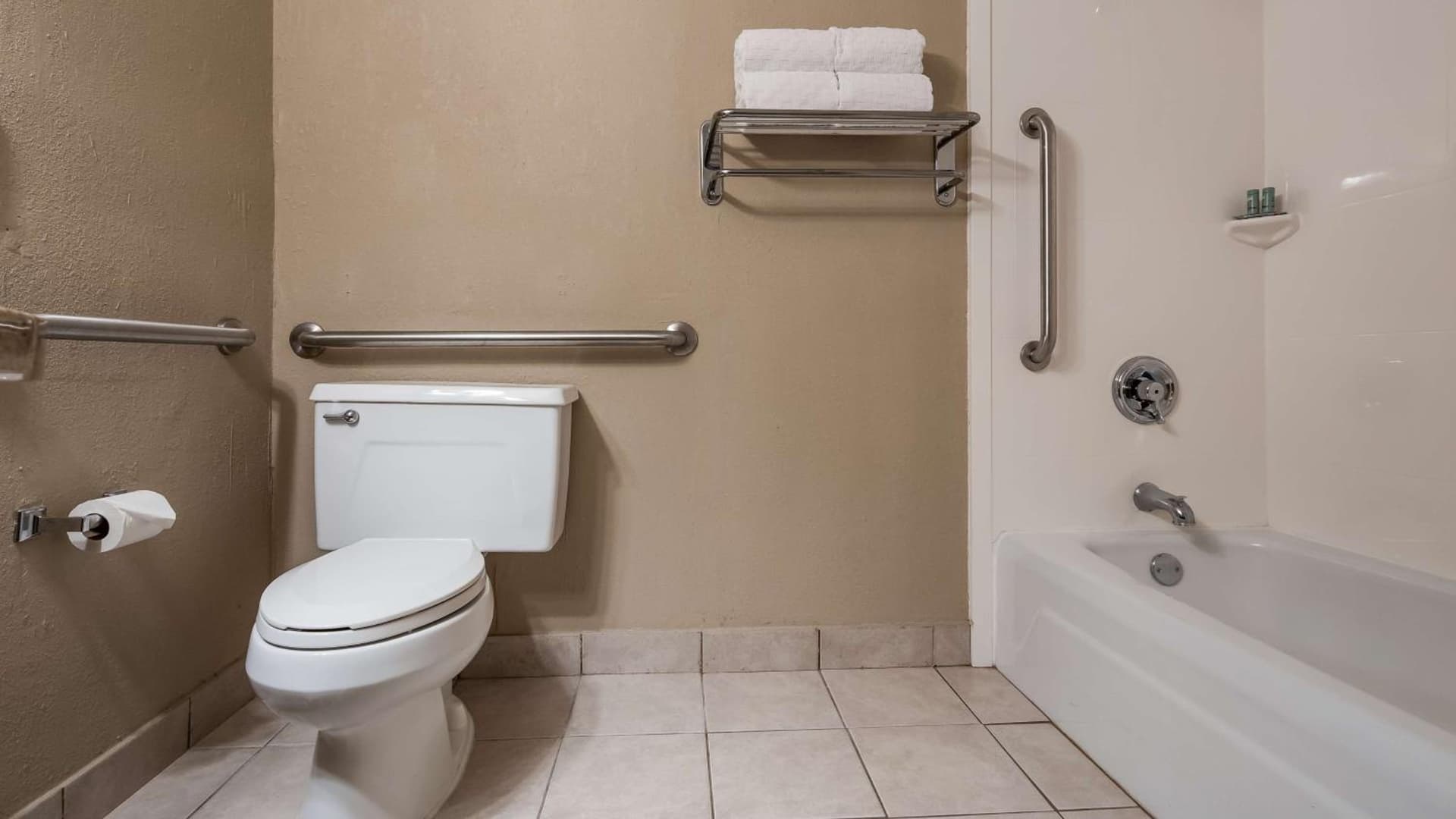 Best Western Greenfield Inn gallery photo in Allen Park, MI — image 62