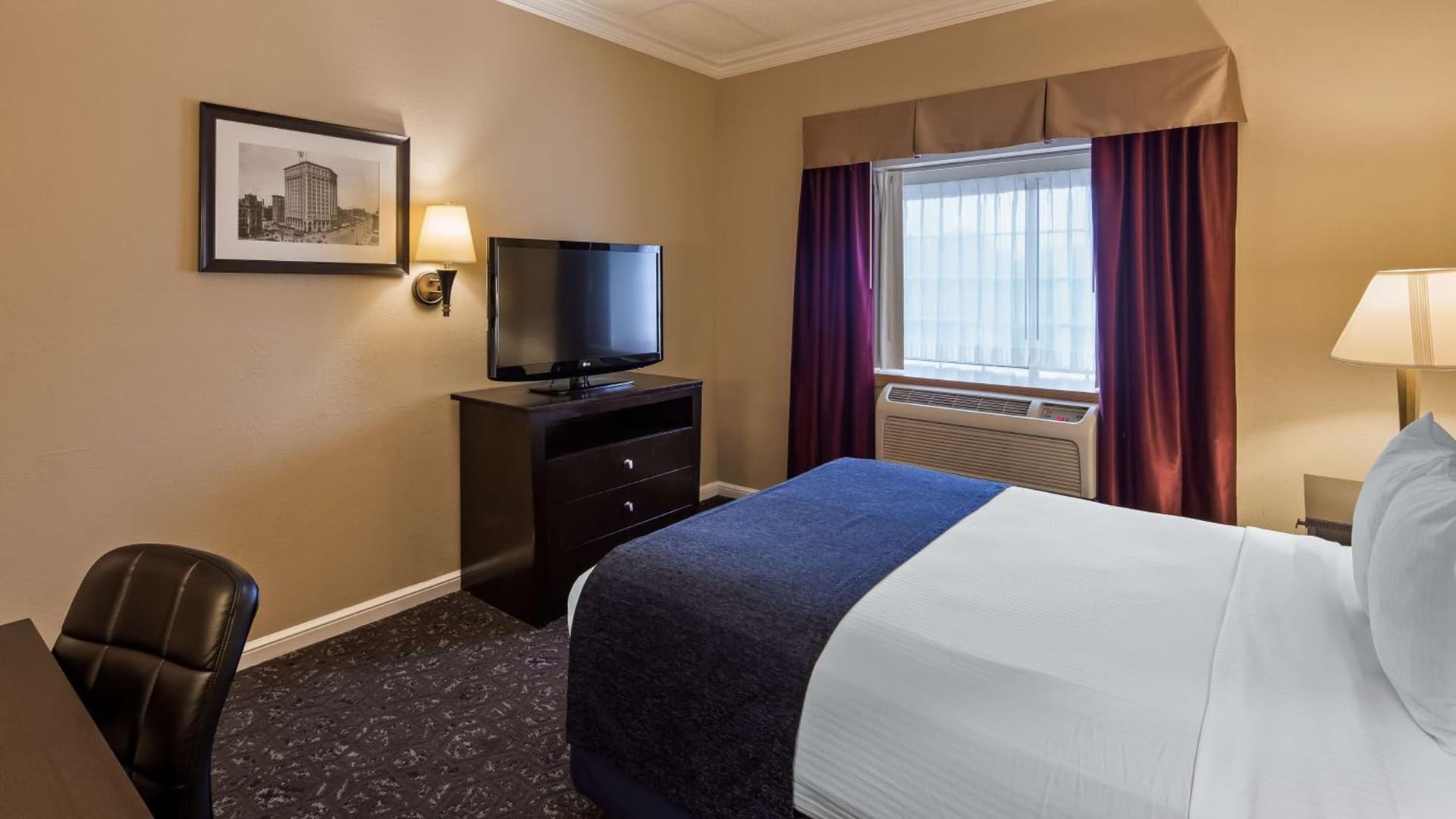 Best Western Greenfield Inn gallery photo in Allen Park, MI — image 71