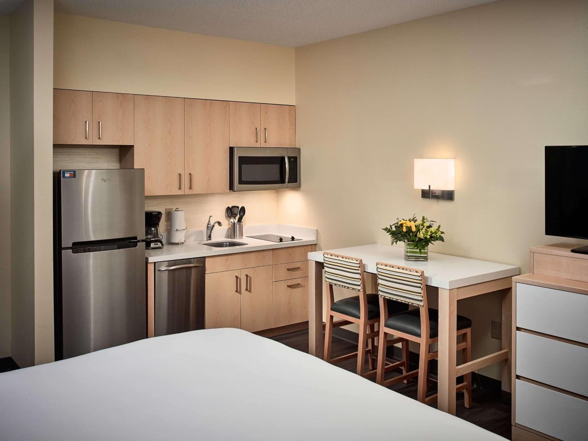 Sonesta ES Suites Gwinnett Place Atlanta property views in Duluth, GA — gallery photo 3