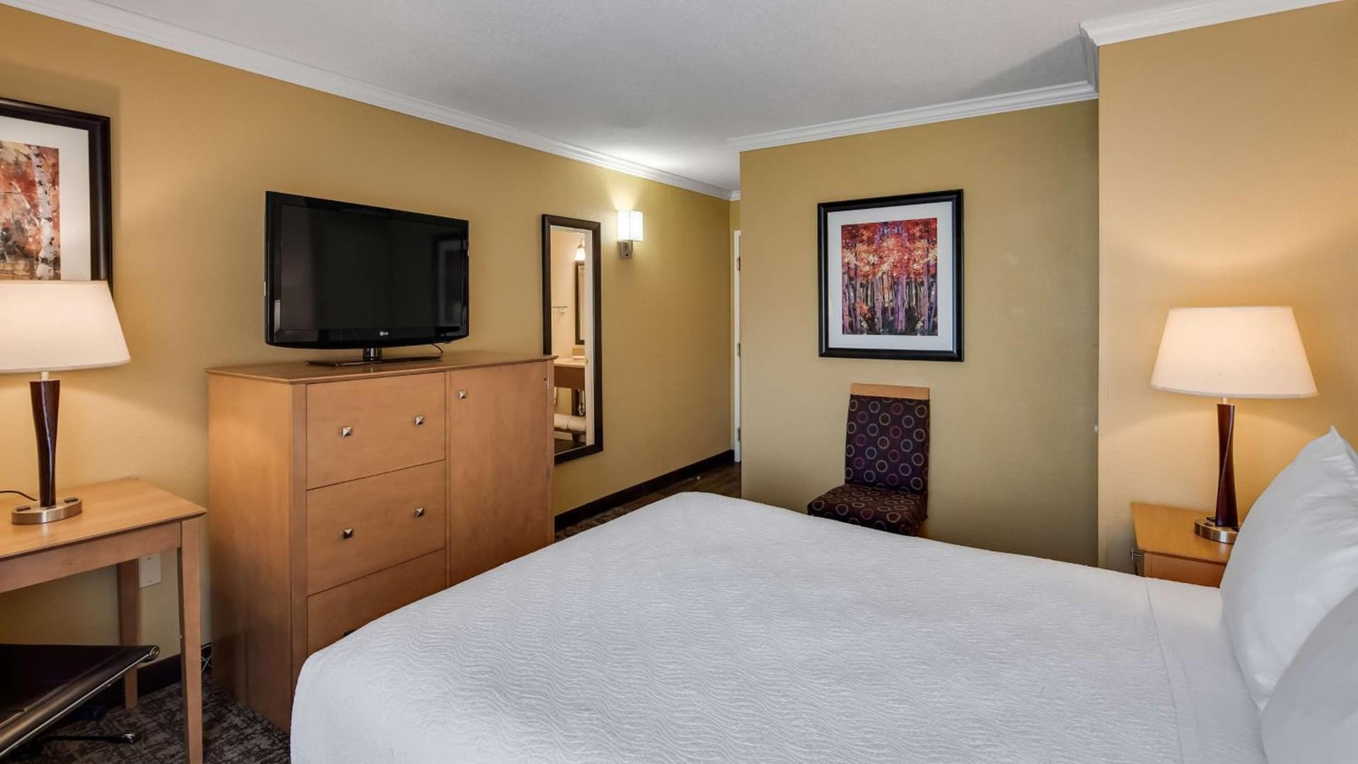 Best Western Plus Windjammer Inn & Conference Center gallery photo in Burlington, VT — image 44