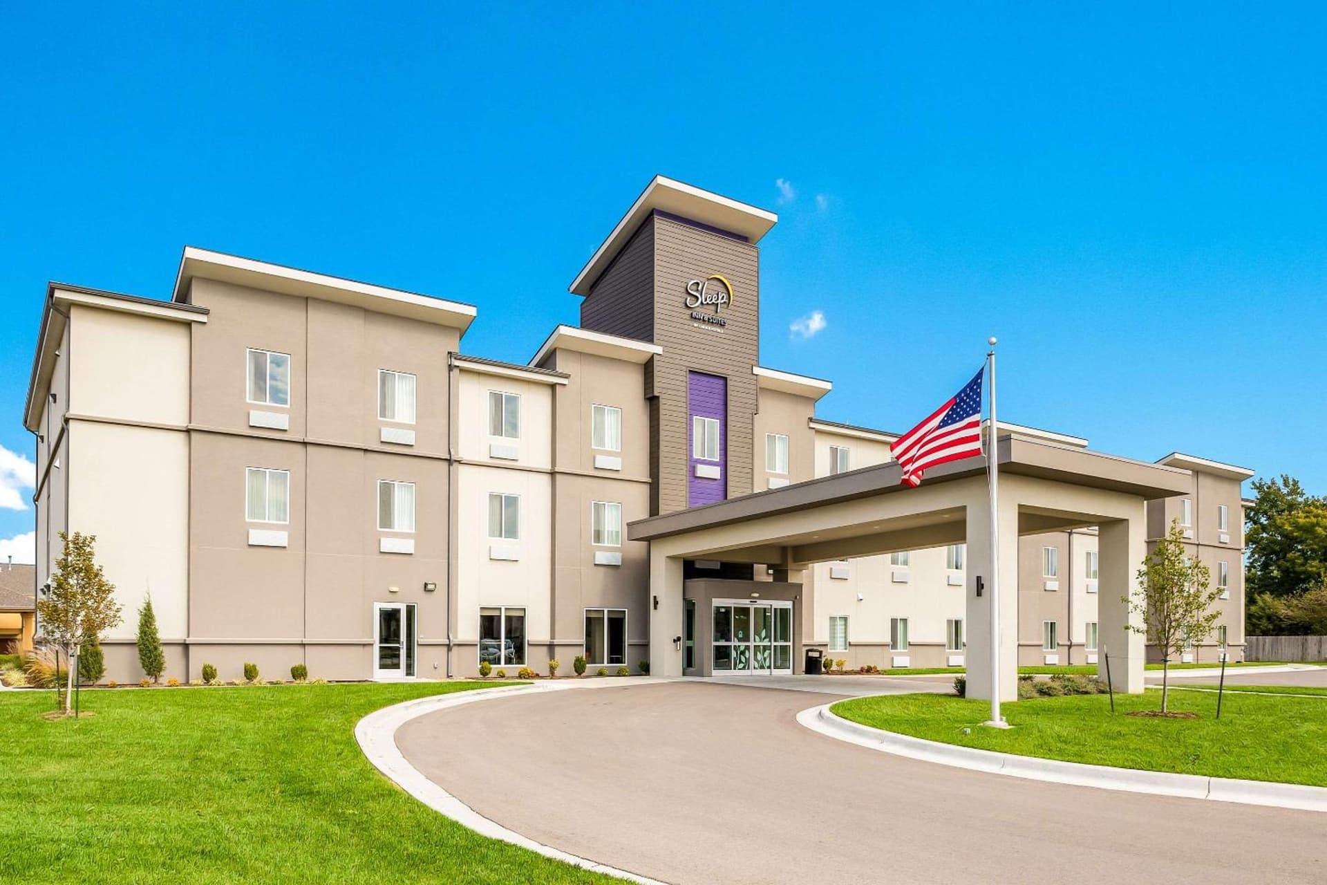 Sleep Inn & Suites Park City-Wichita North interior in Park City, KS — gallery photo 2