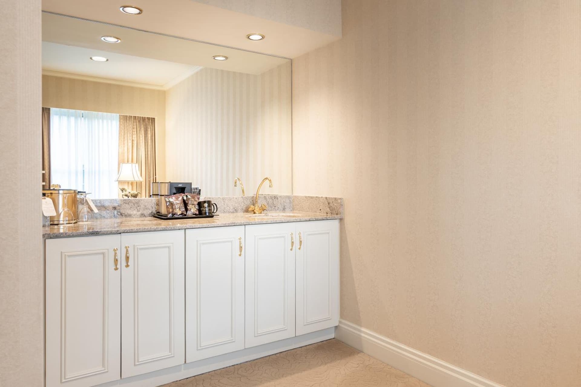 Mayflower Park Hotel gallery photo in Seattle, WA — image 52