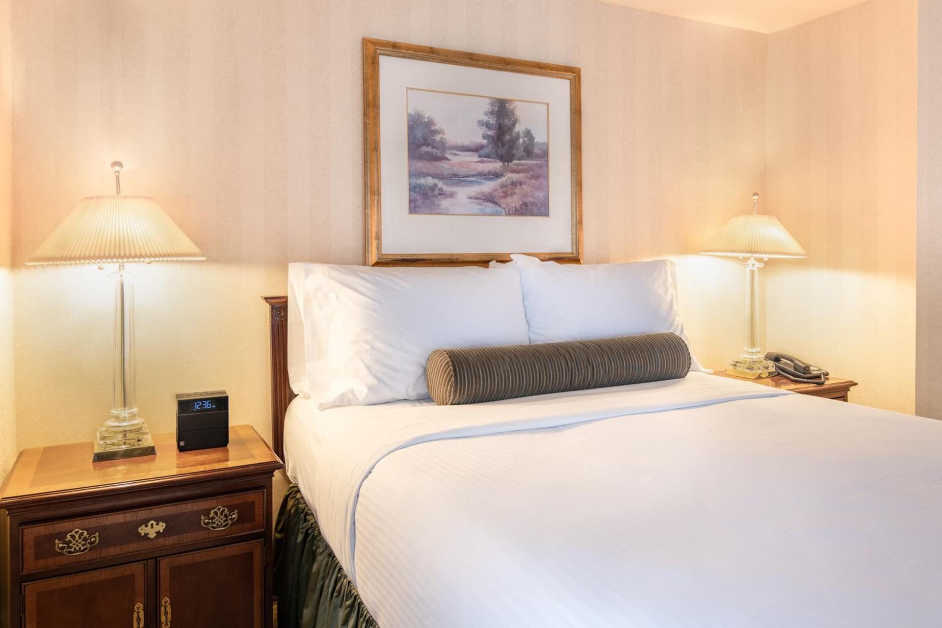 Mayflower Park Hotel interior in Seattle, WA — gallery photo 2
