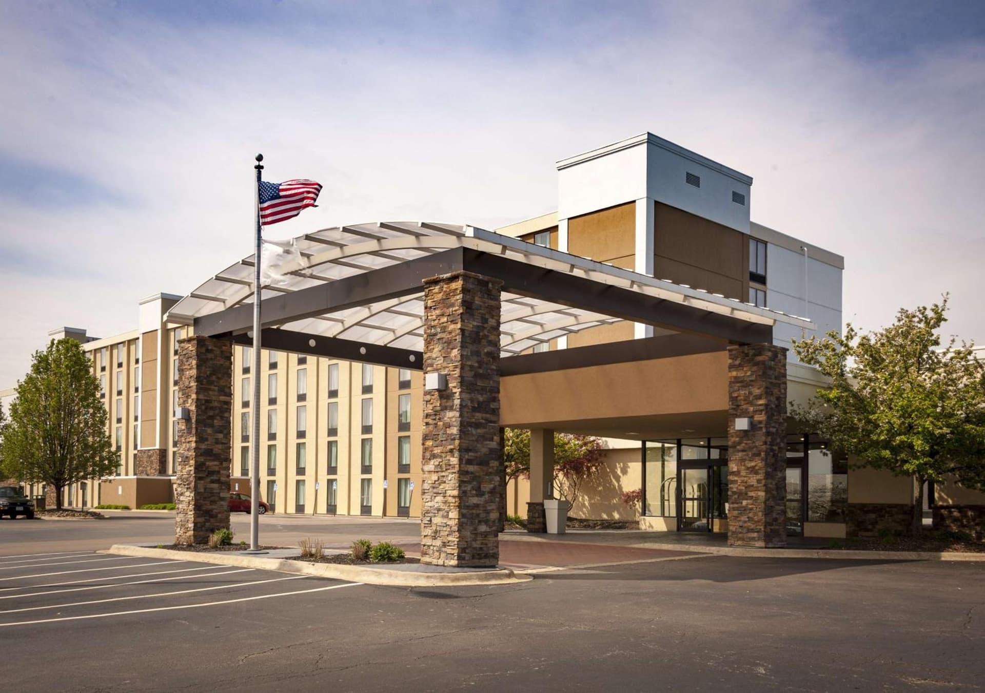 Best Western Plus Strongsville Cleveland featured exterior or lobby in Strongsville, OH — similar hotel