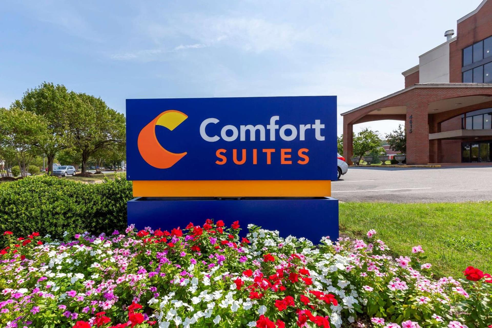 Comfort Suites Fredericksburg South property views in Fredericksburg, VA — gallery photo 3