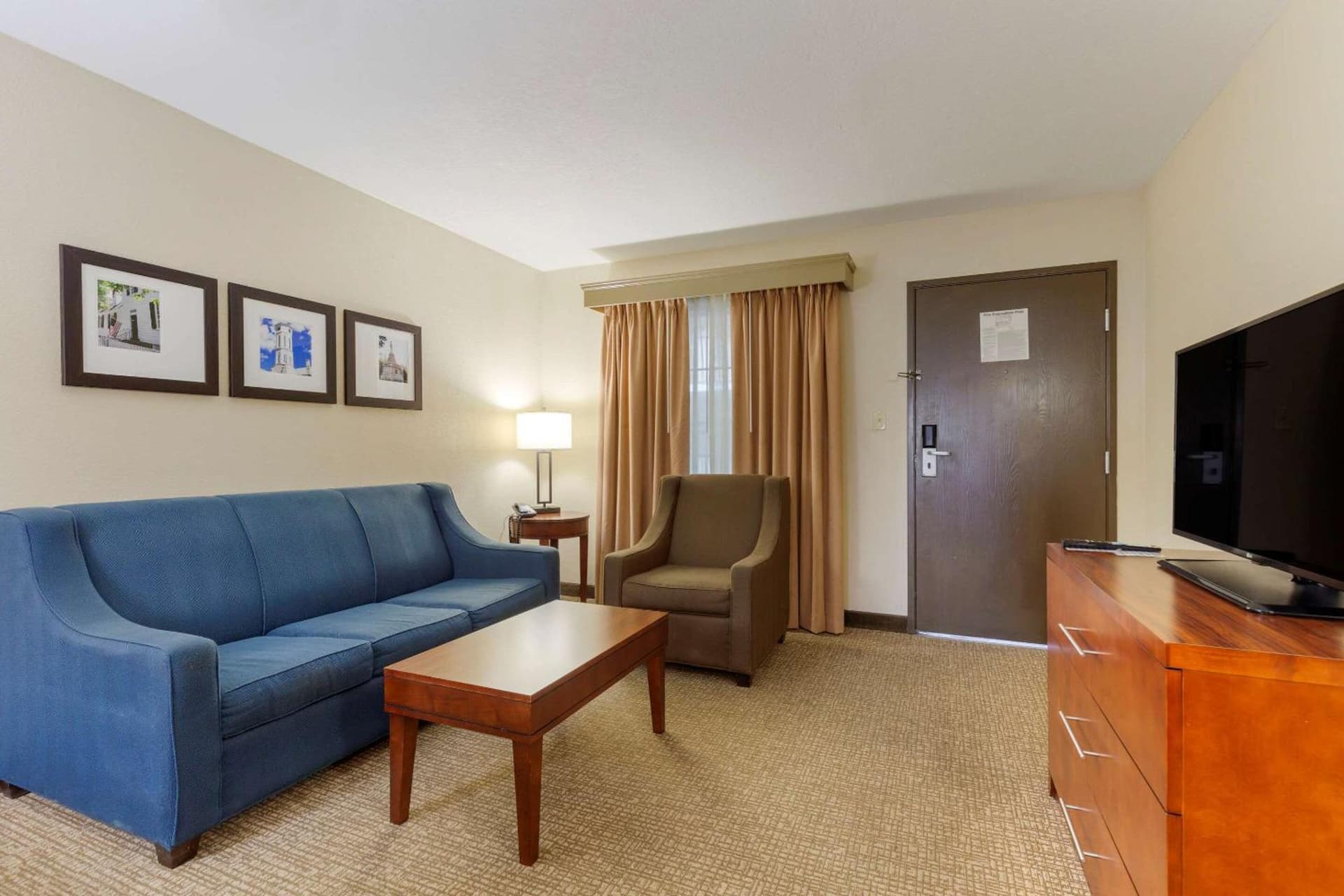 Comfort Suites Fredericksburg South gallery photo in Fredericksburg, VA — image 8