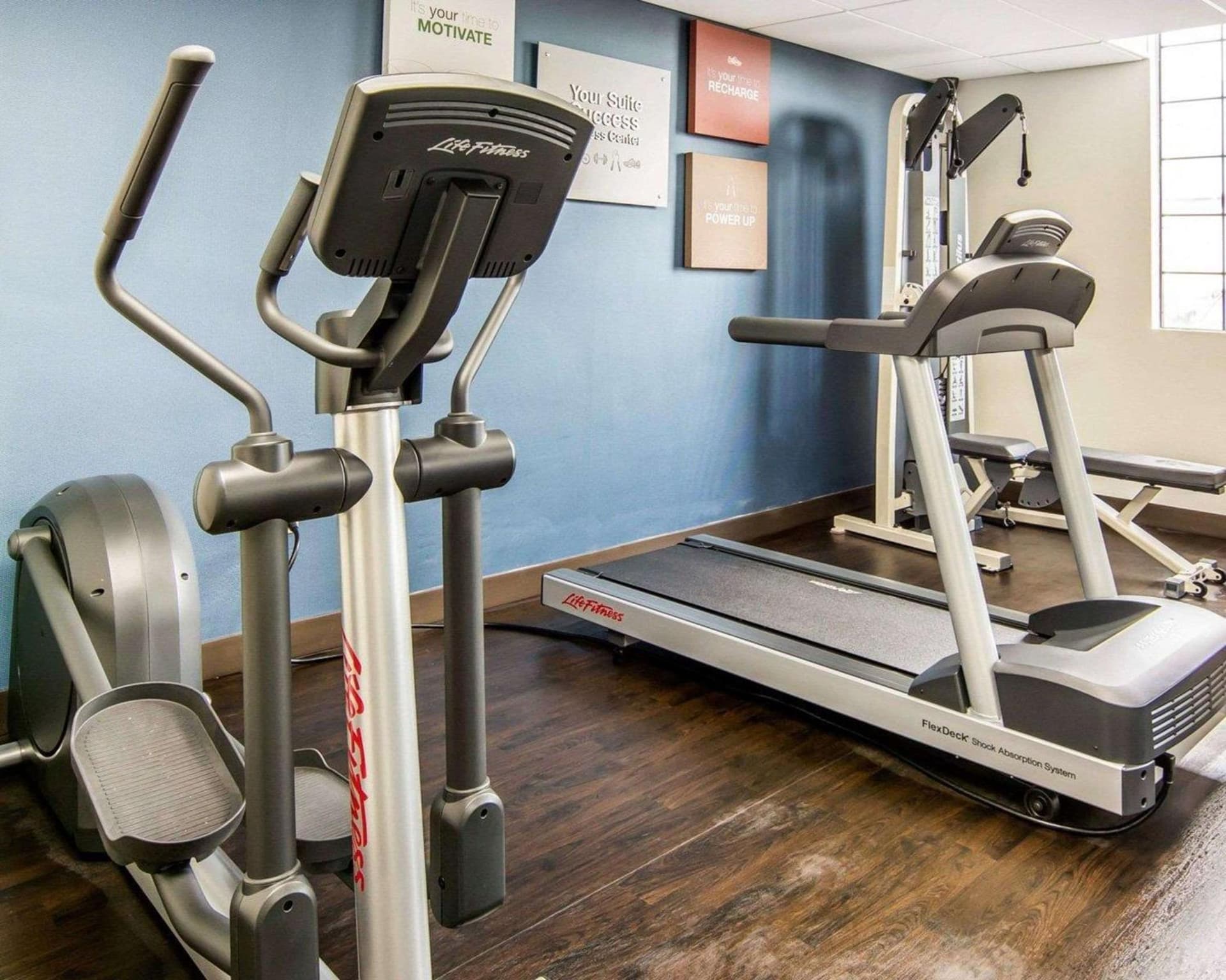 Comfort Suites Fredericksburg South gallery photo in Fredericksburg, VA — image 32