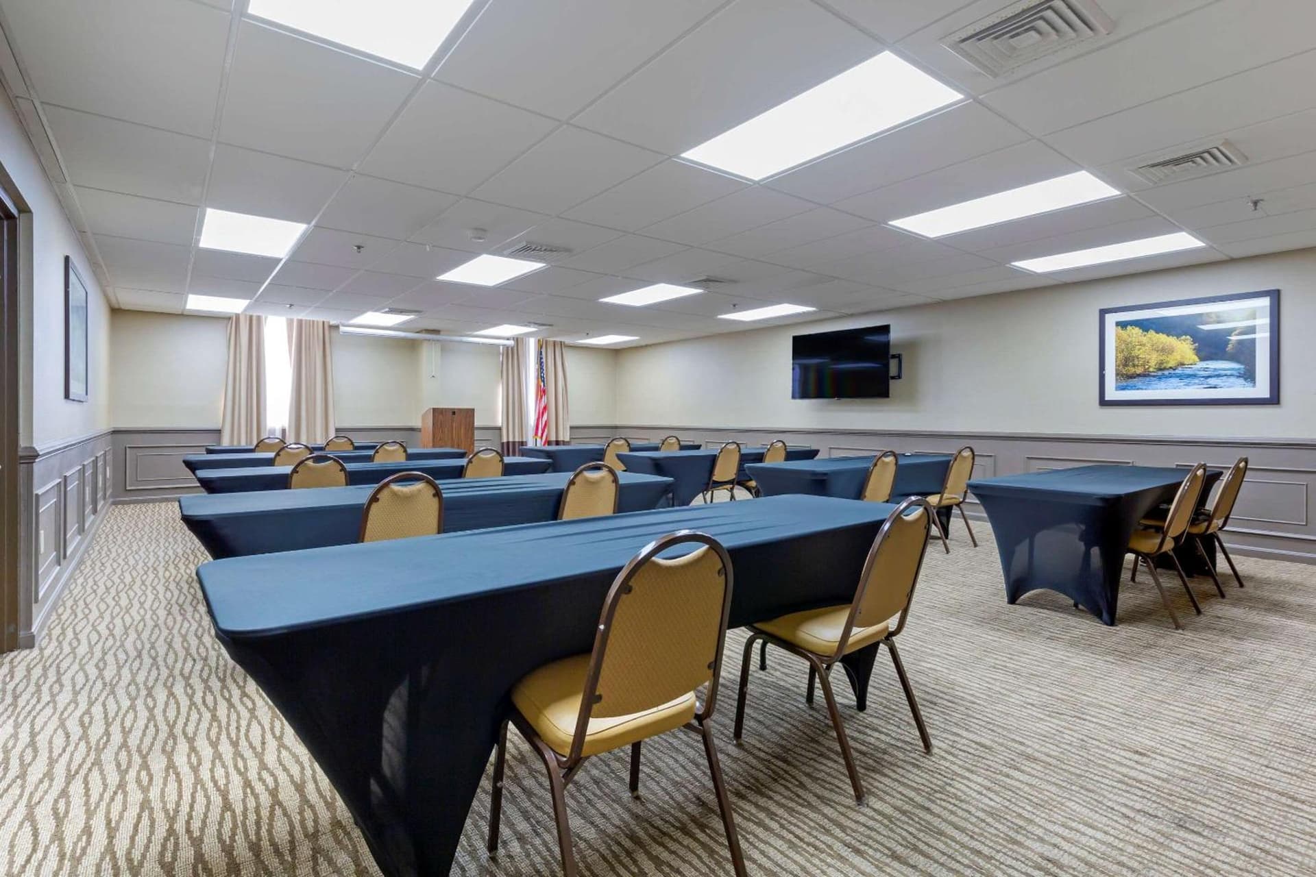 Comfort Suites Fredericksburg South gallery photo in Fredericksburg, VA — image 20