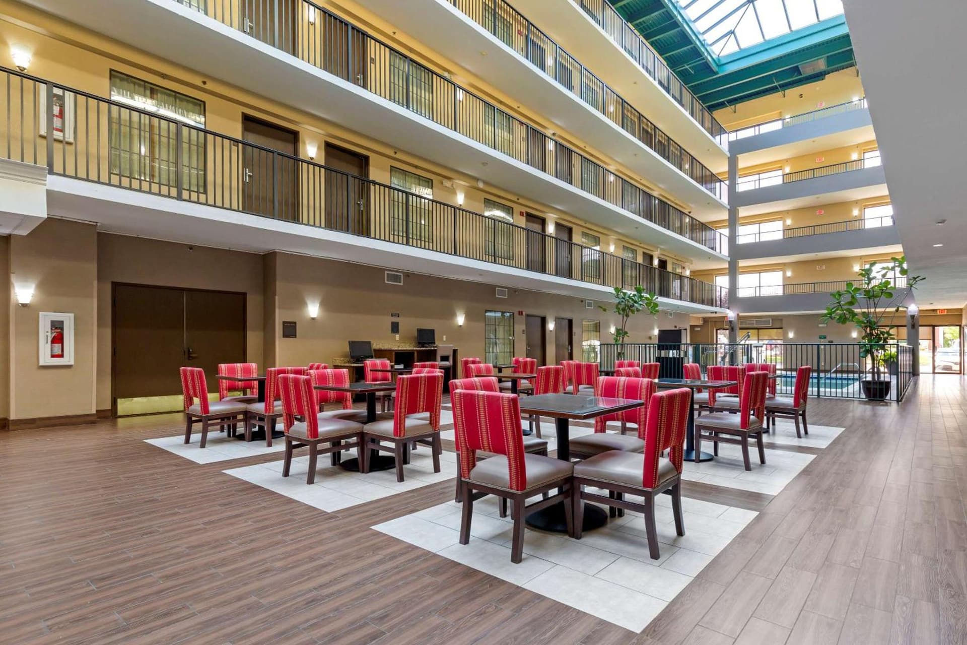 Comfort Suites Fredericksburg South gallery photo in Fredericksburg, VA — image 22