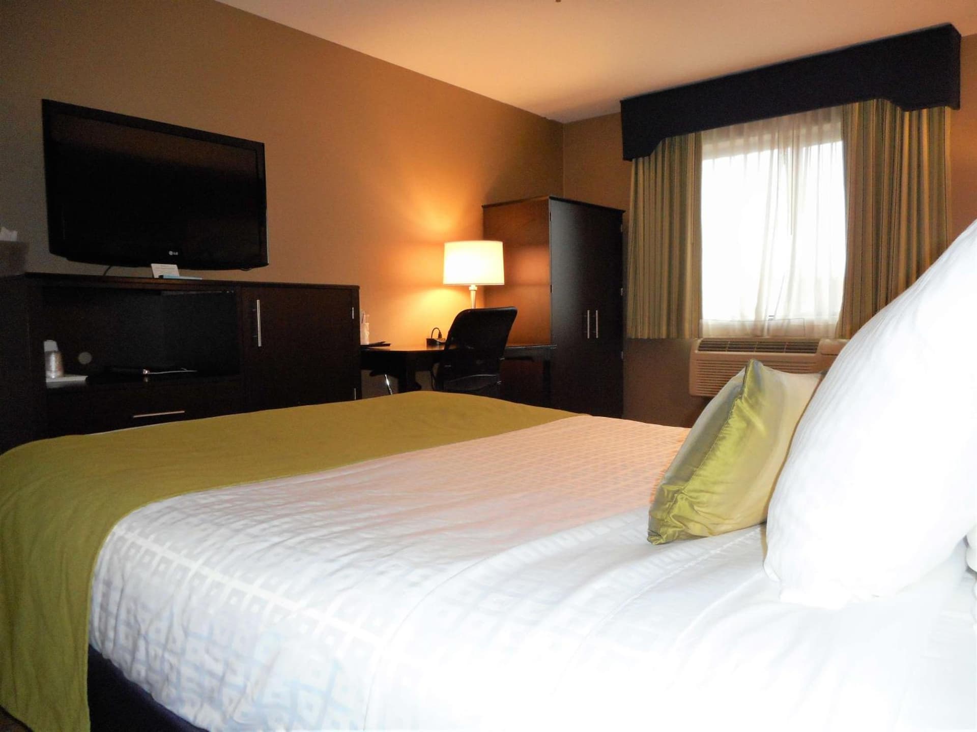 Best Western Providence Warwick Airport Inn gallery photo in Warwick, RI — image 12