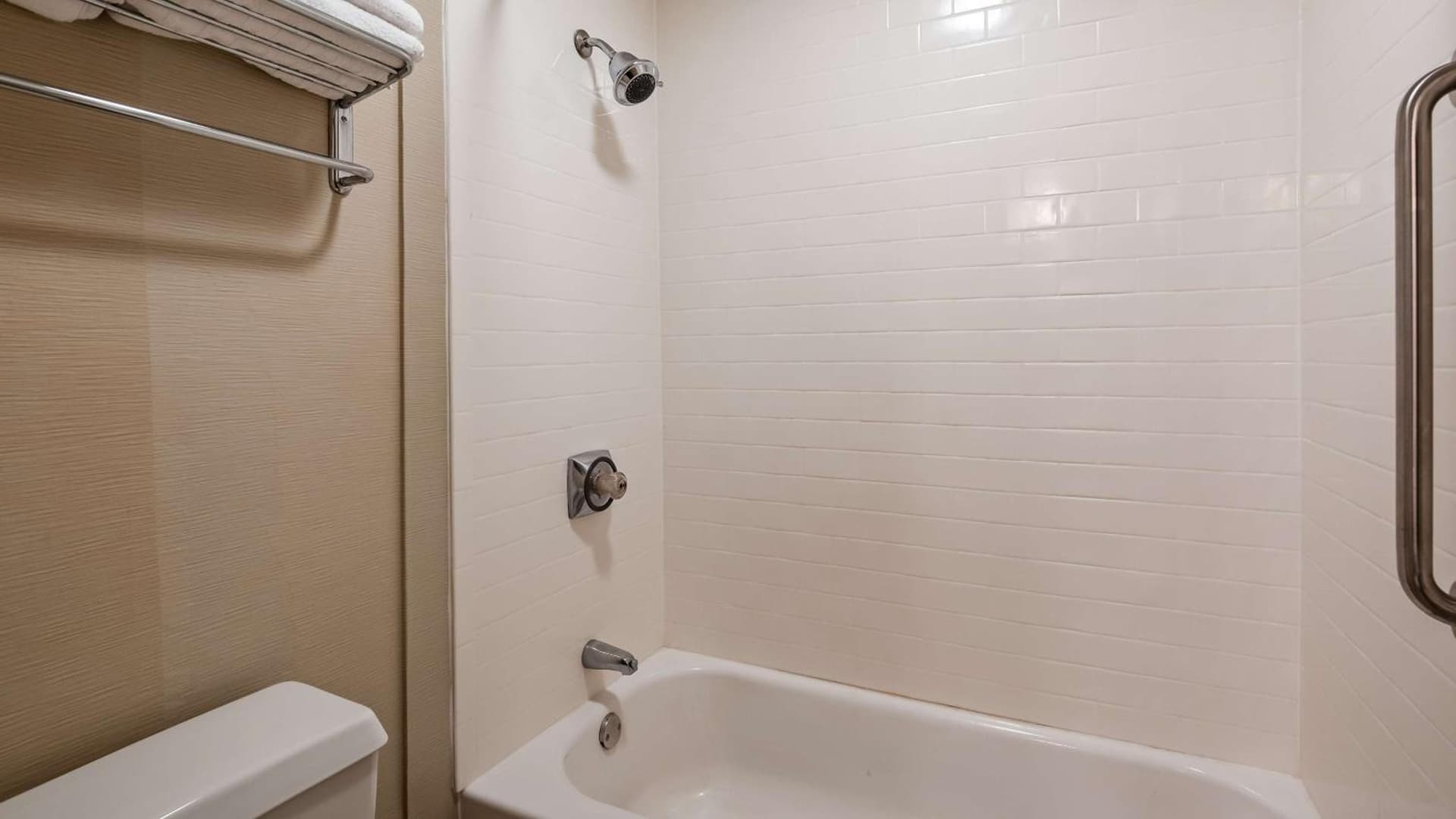Best Western Providence Warwick Airport Inn gallery photo in Warwick, RI — image 30