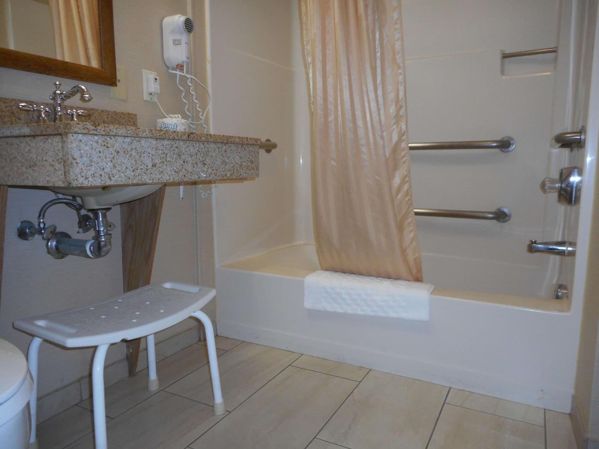 Best Western Providence Warwick Airport Inn gallery photo in Warwick, RI — image 35