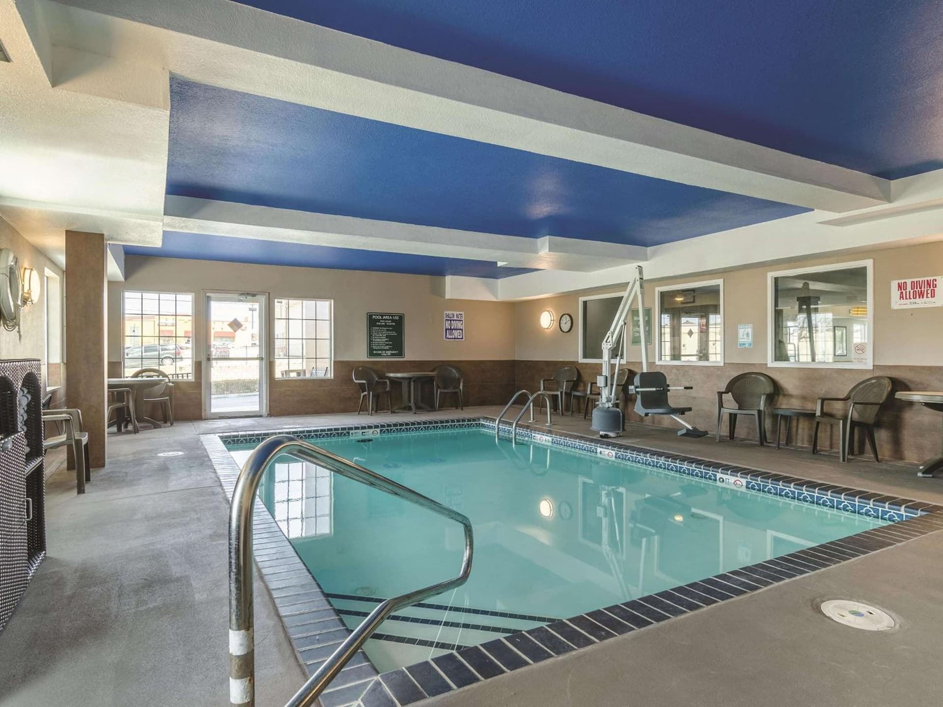 La Quinta by Wyndham Kansas City Airport gallery photo in Kansas City, KS — image 10