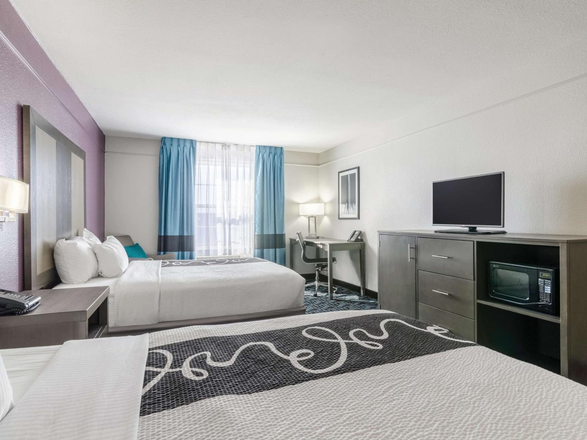 La Quinta by Wyndham Kansas City Airport gallery photo in Kansas City, KS — image 29