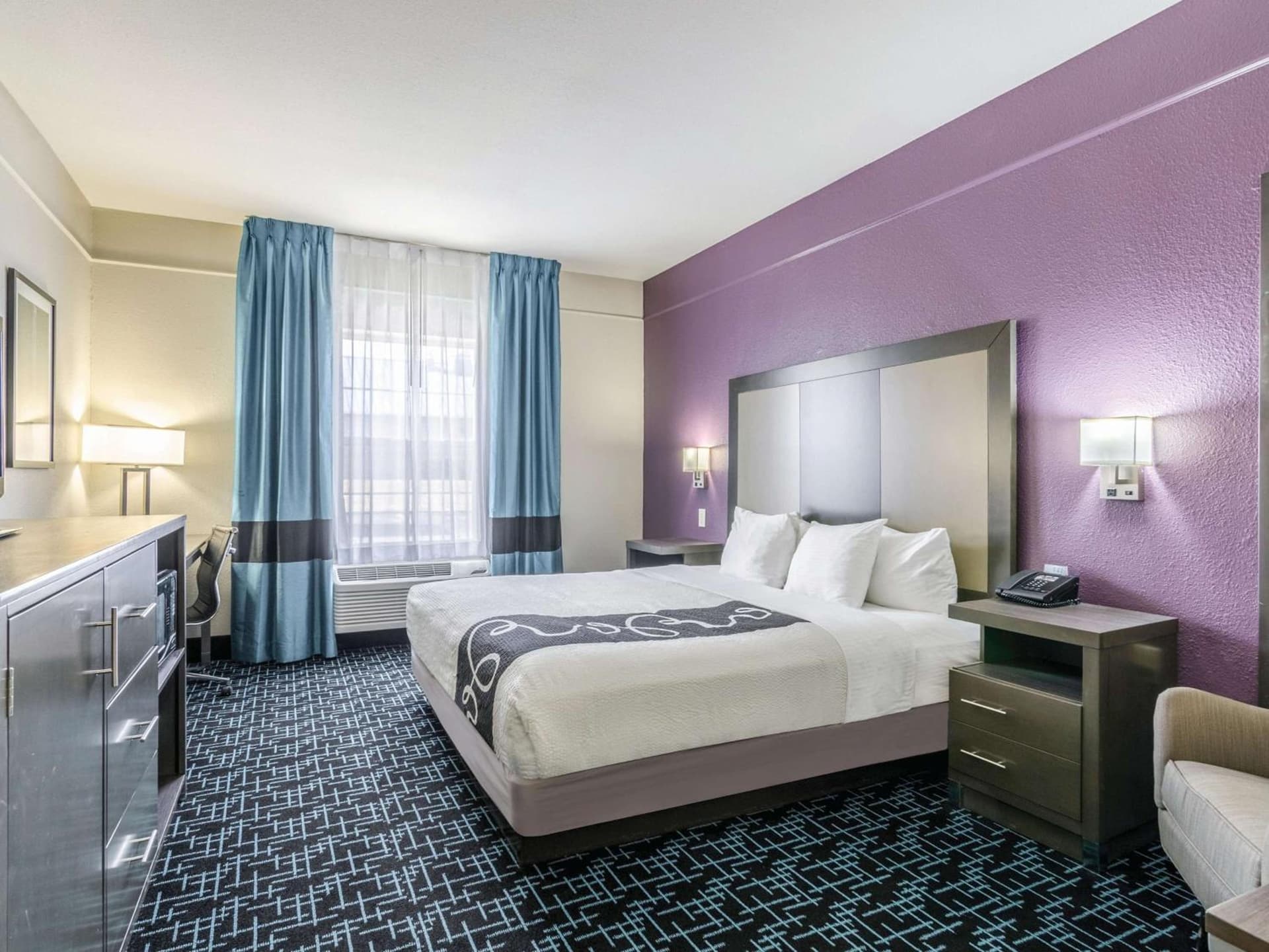 La Quinta by Wyndham Kansas City Airport gallery photo in Kansas City, KS — image 44