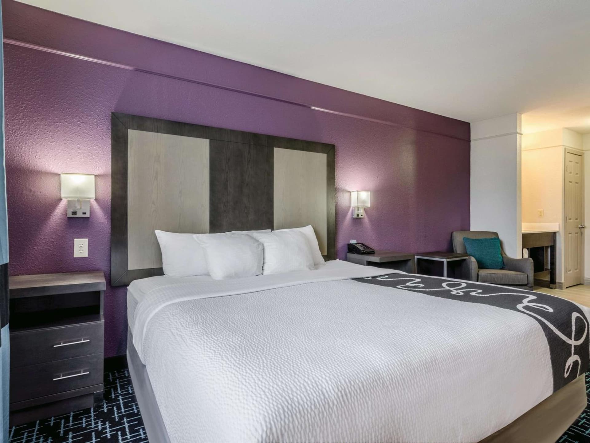 La Quinta by Wyndham Kansas City Airport gallery photo in Kansas City, KS — image 15